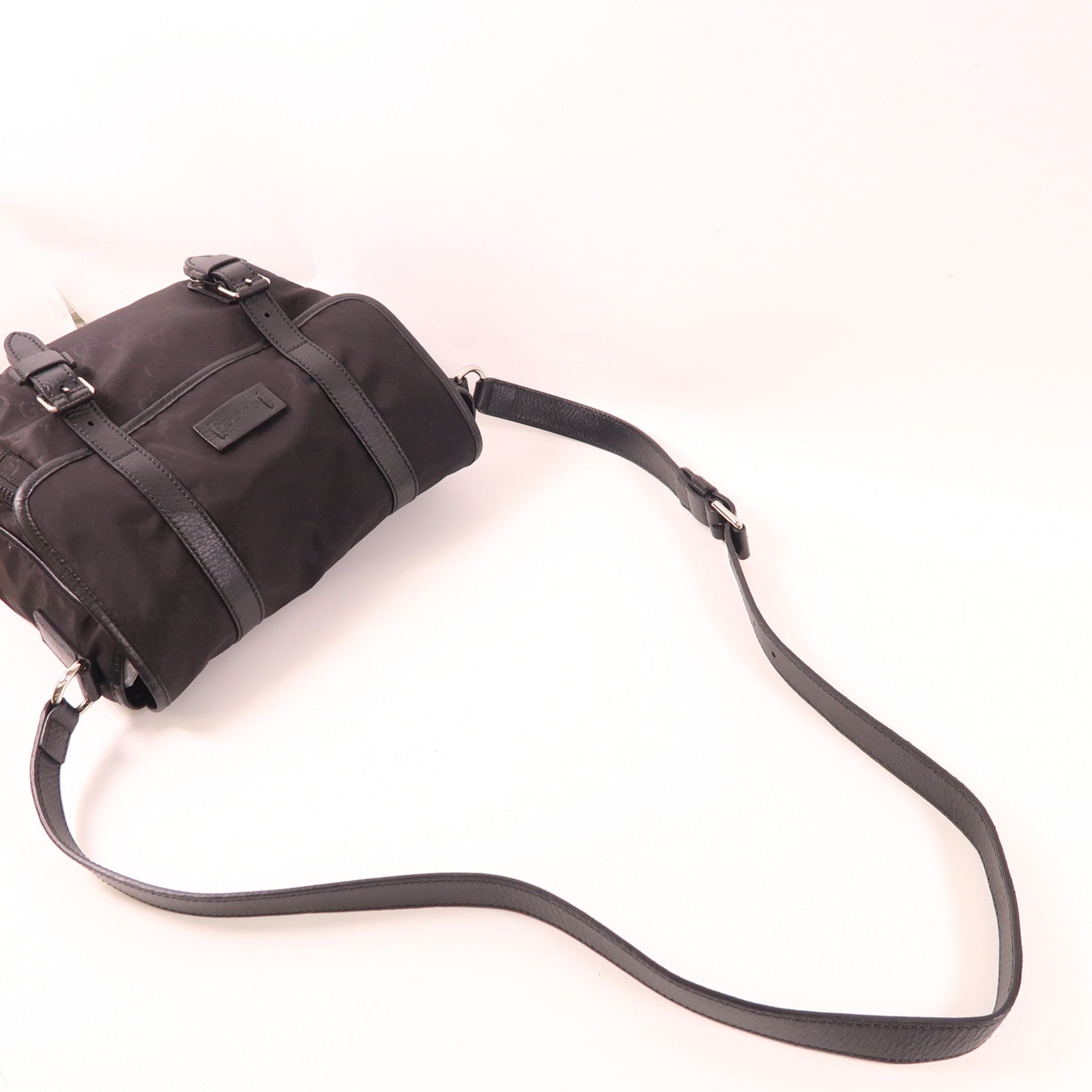 GUCCI 尼龍/皮革Shoulder Bag銀扣肩背袋