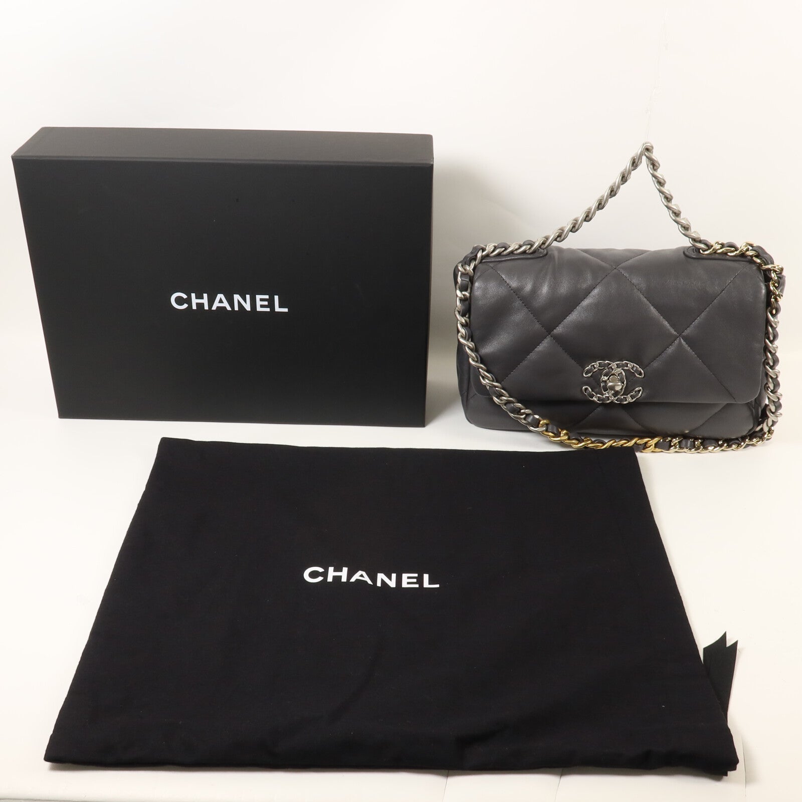 CHANEL 羊皮皮革C19 Small鏈帶手挽肩背兩用袋