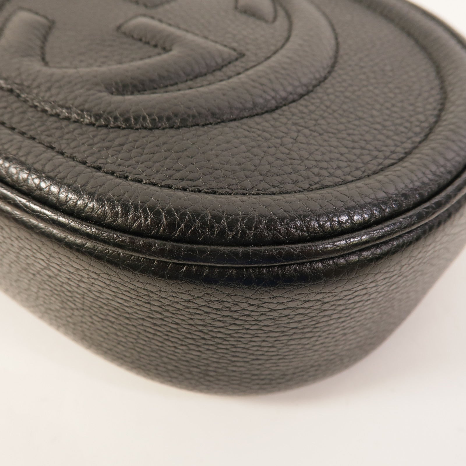 GUCCI 牛皮皮革Soho Oval Camera Bag肩背袋