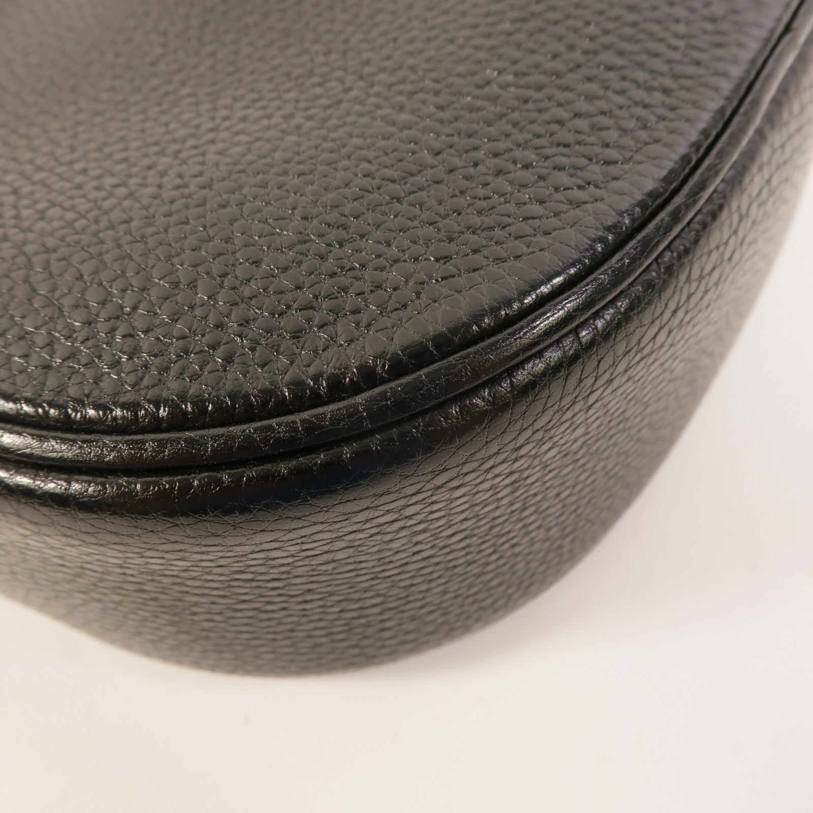 GUCCI 牛皮皮革Soho Oval Camera Bag肩背袋