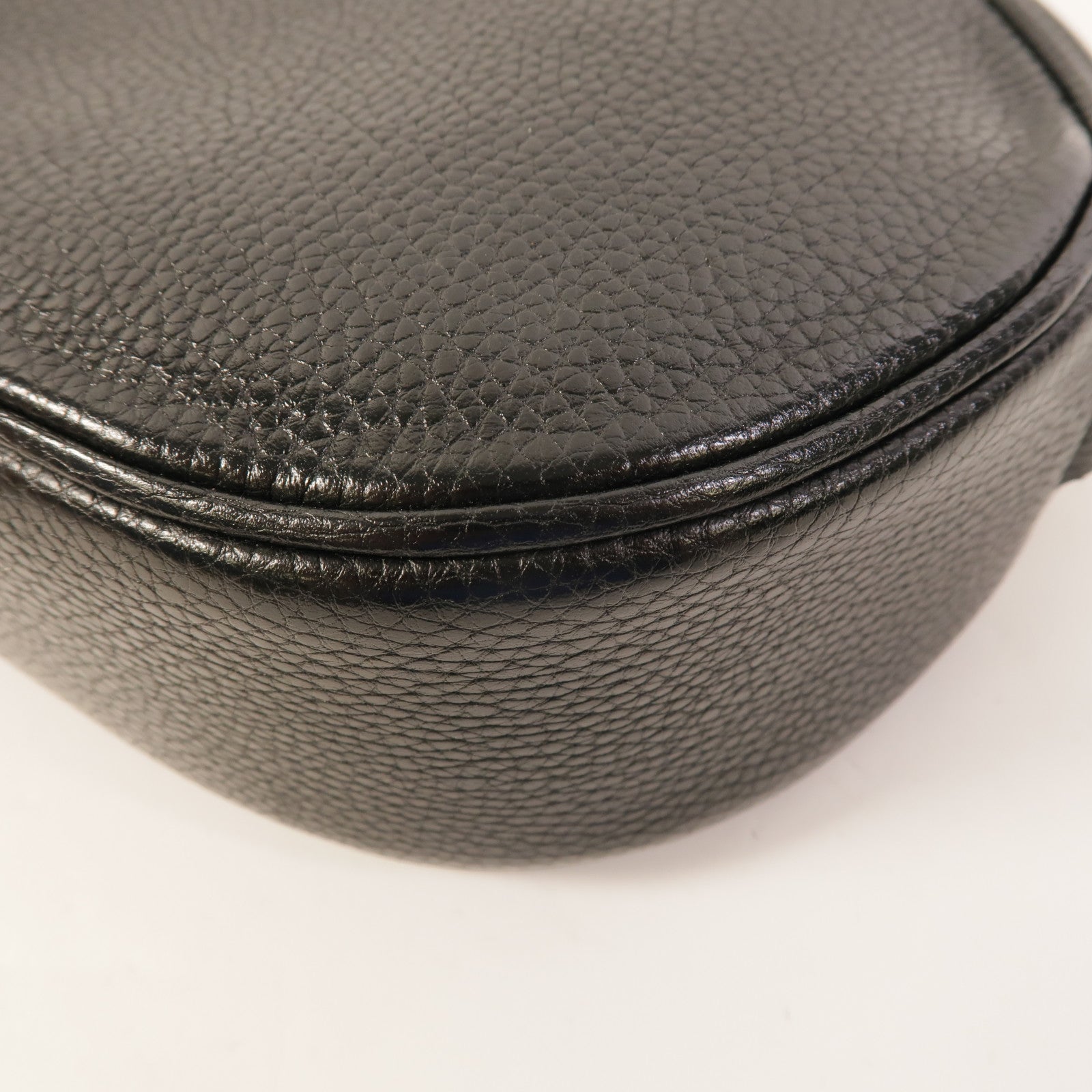 GUCCI 牛皮皮革Soho Oval Camera Bag肩背袋