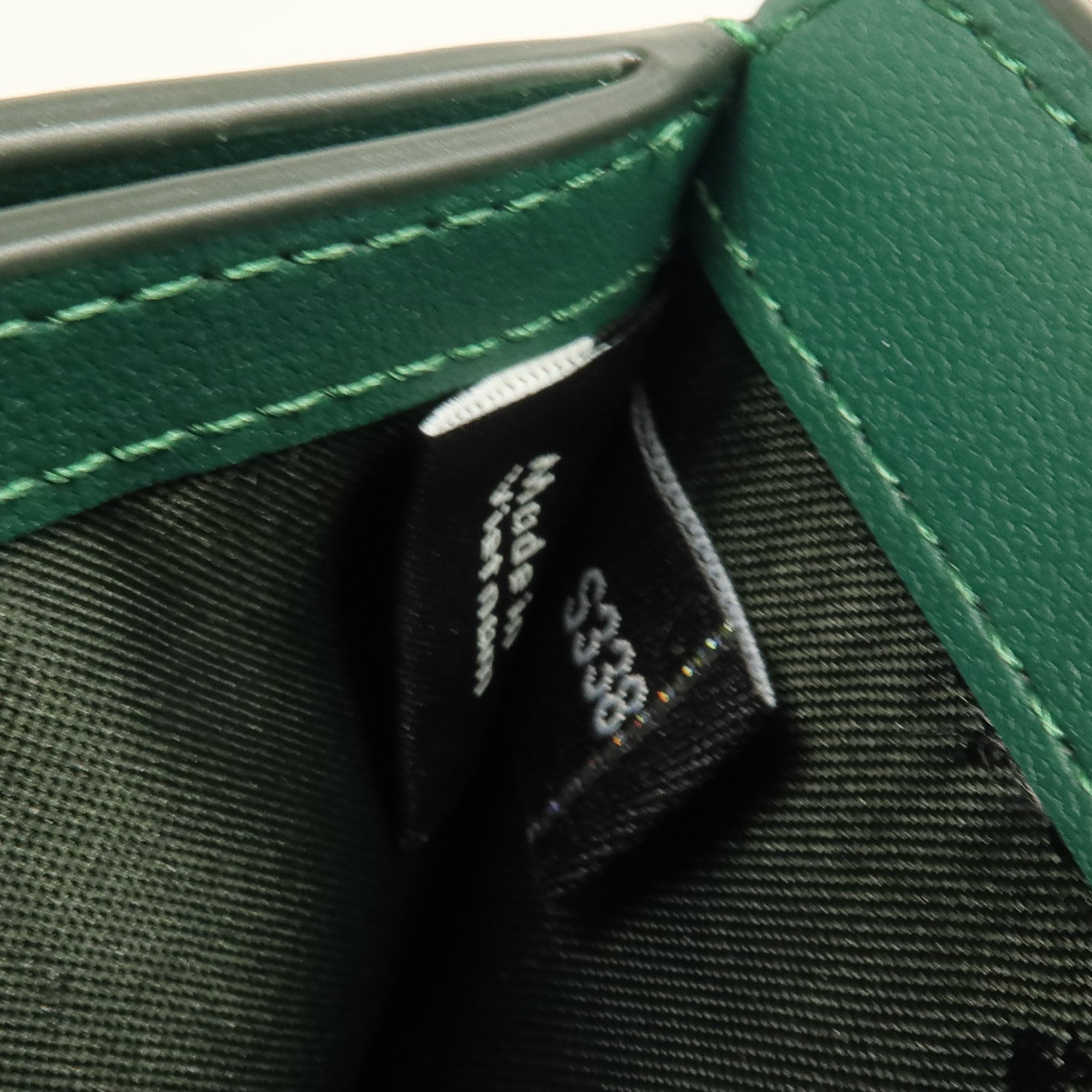 Kate Spade 牛皮皮革Wallet金扣錢包