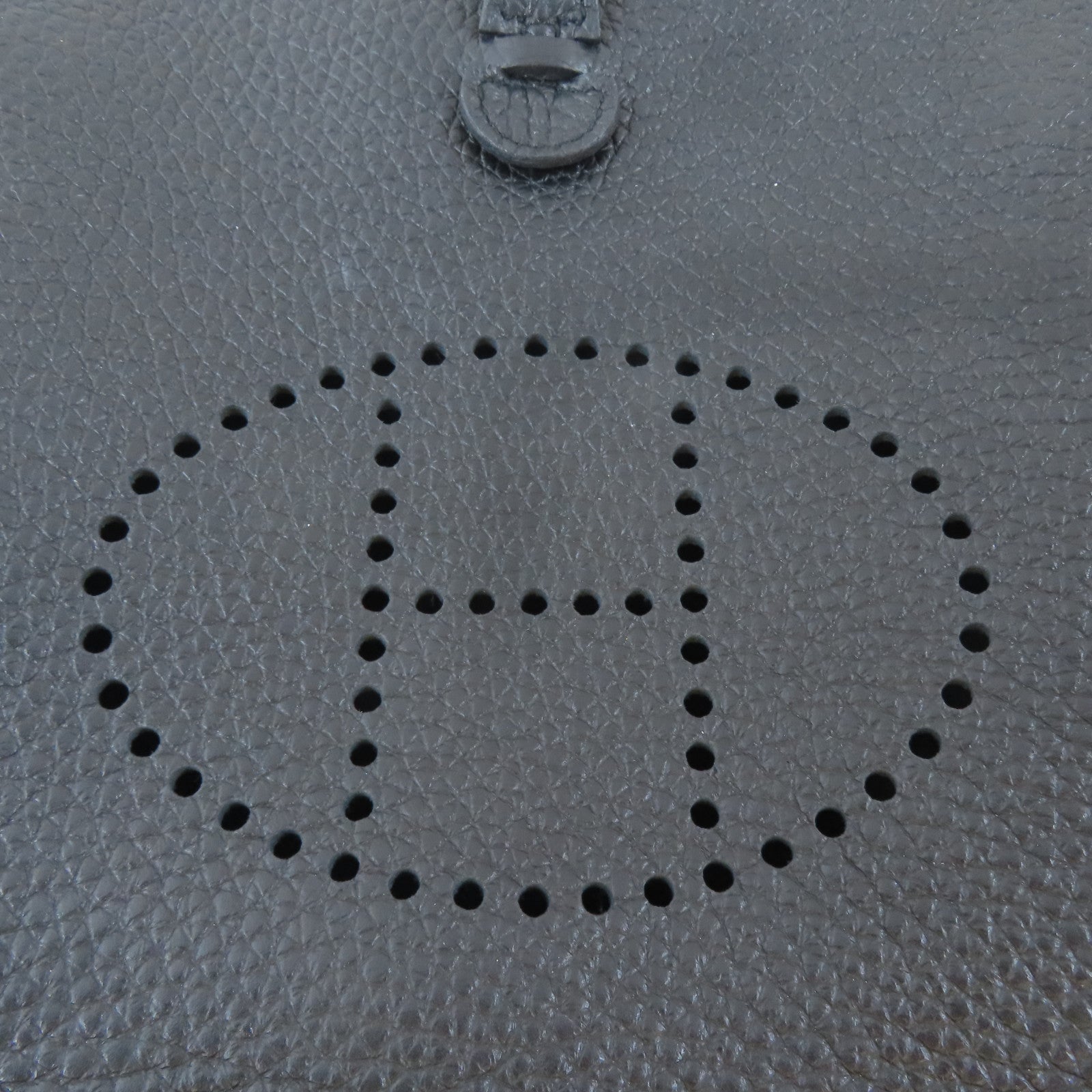 HERMES Clemence皮革Evelyne TPM金扣肩背袋Noir黑色