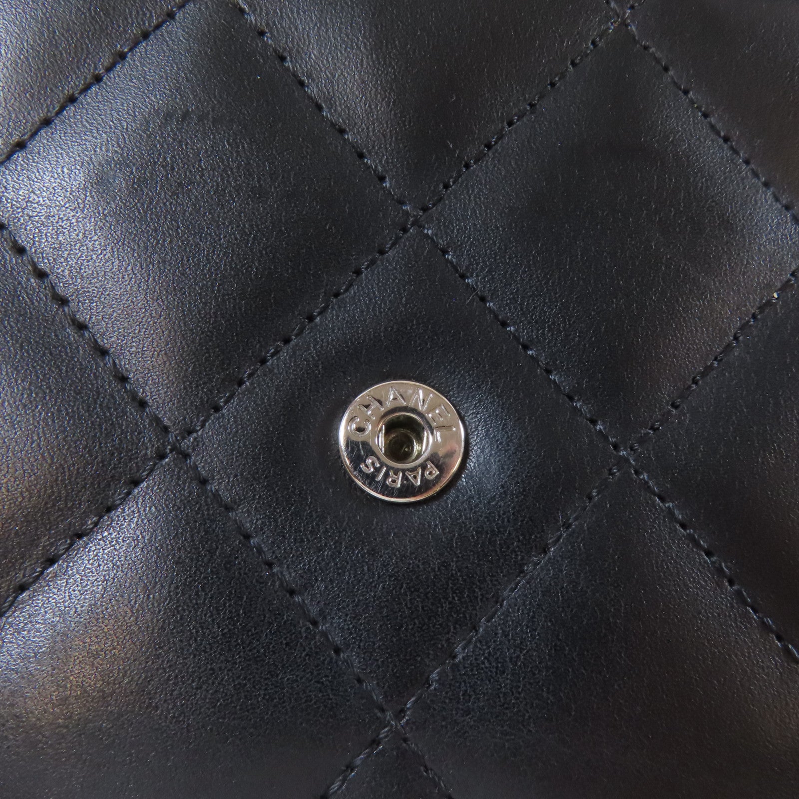 CHANEL 菱格牛皮皮革Wallet On Chain銀扣鏈帶肩背袋黑色