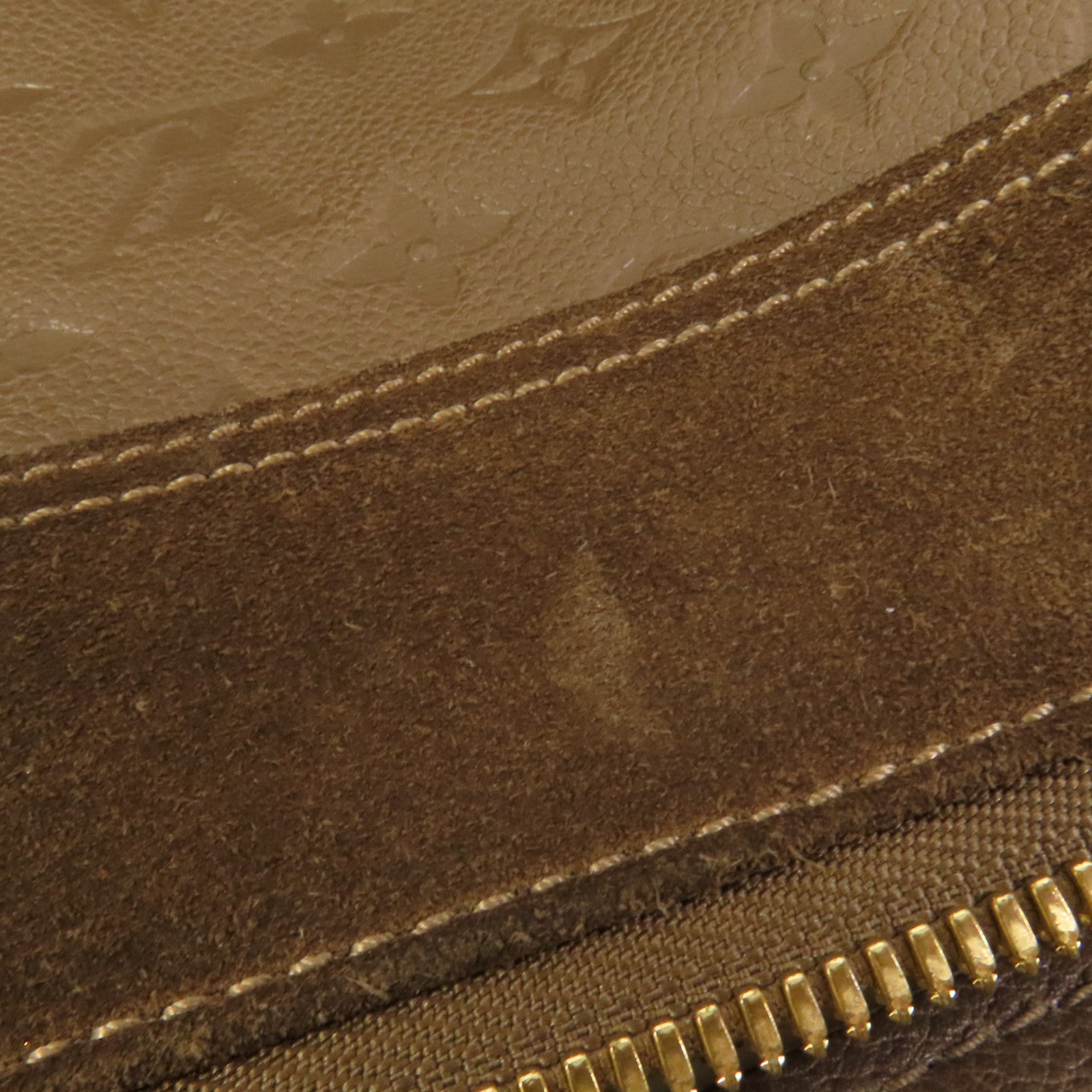 LOUIS VUITTON Monogram Empreinte Audacieuse MM金扣肩背袋