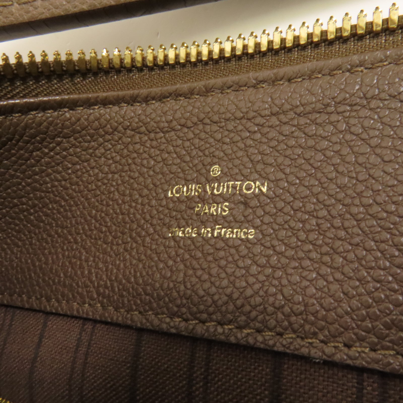 LOUIS VUITTON Monogram Empreinte Audacieuse MM金扣肩背袋