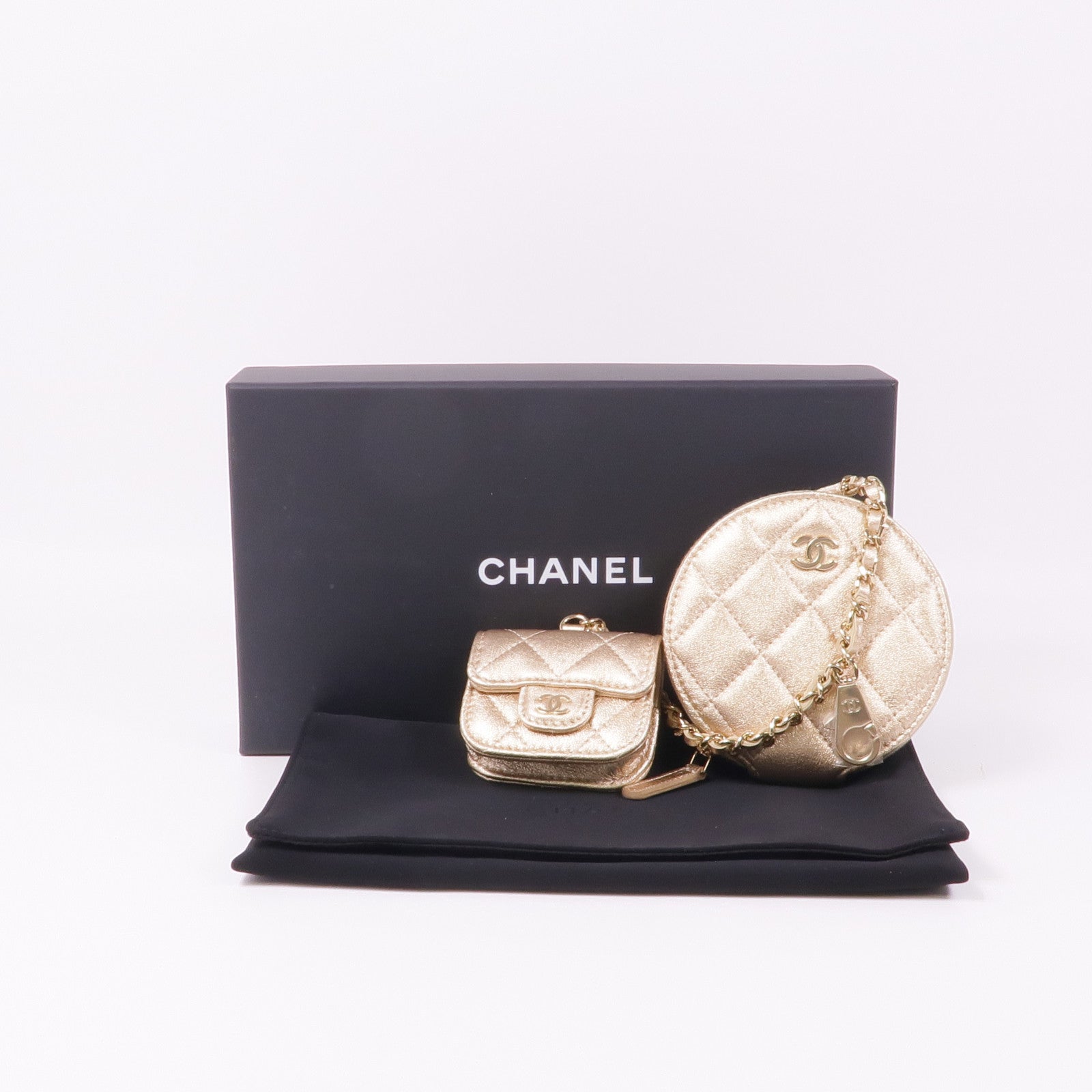 CHANEL 羊皮皮革Coin Purse and Airpods Pouch金扣零錢包/耳機套金扣零錢包
