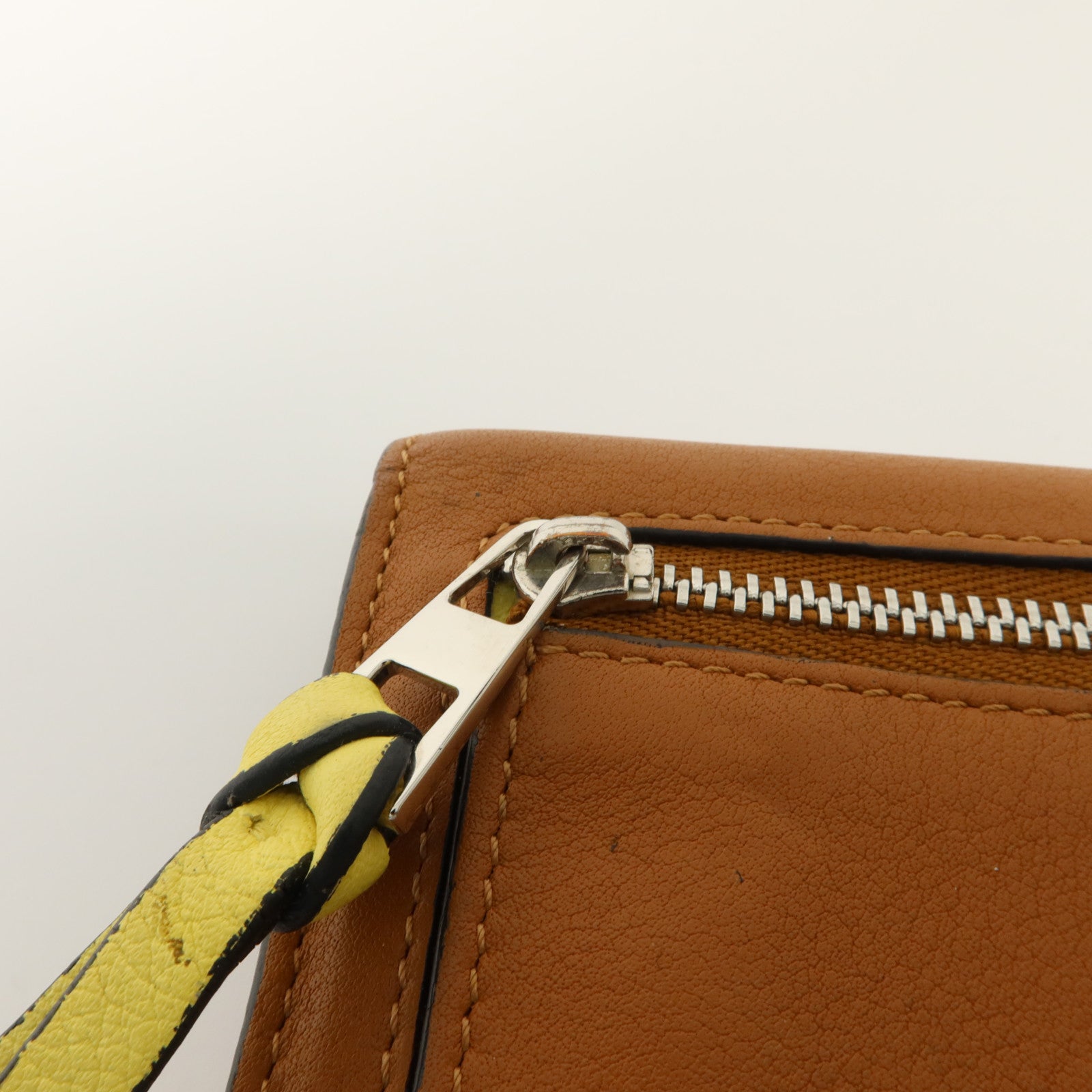 LOEWE 羊皮皮革Long Wallet銀扣長錢包