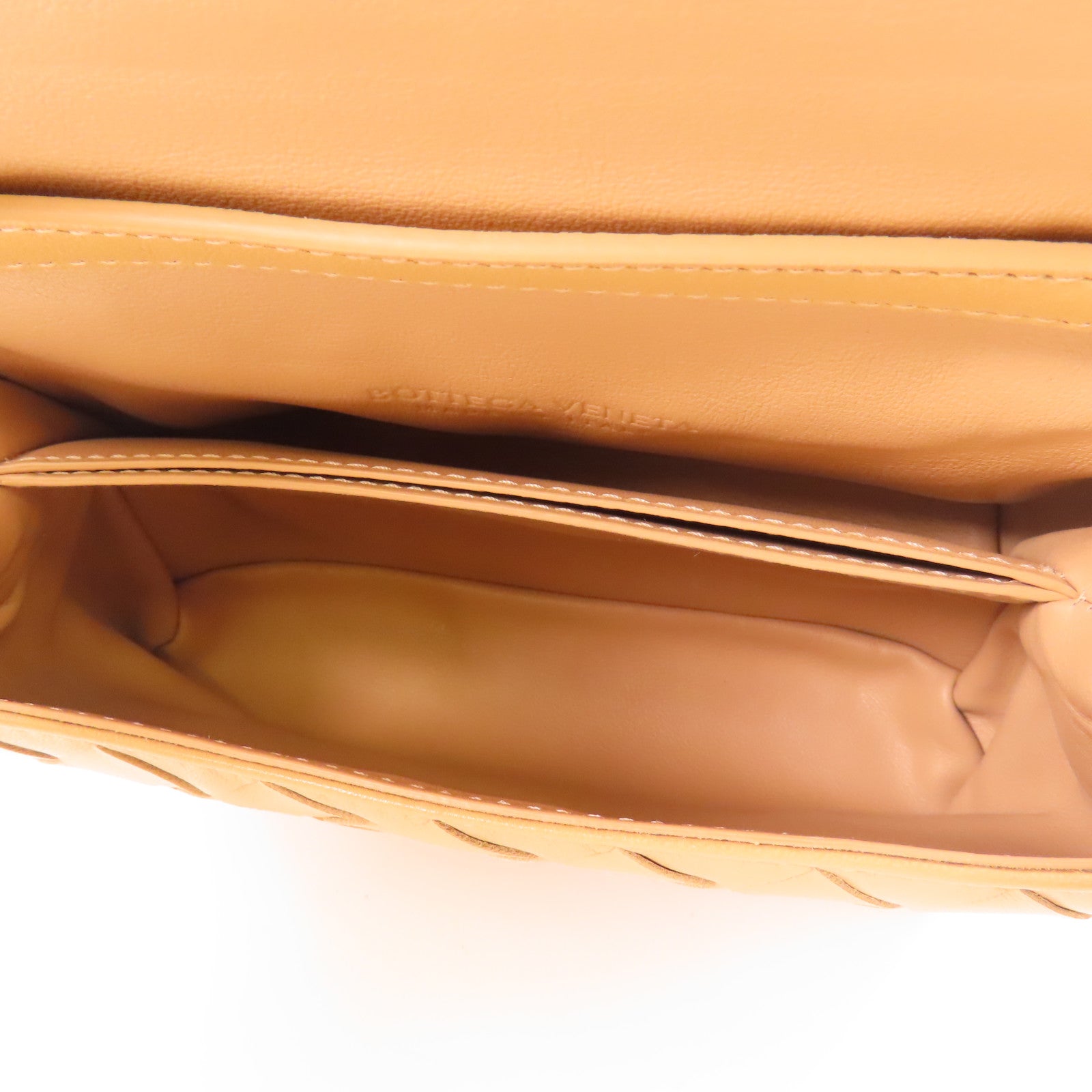 BOTTEGA VENETA 羊皮皮革Shoulder Bag肩背袋