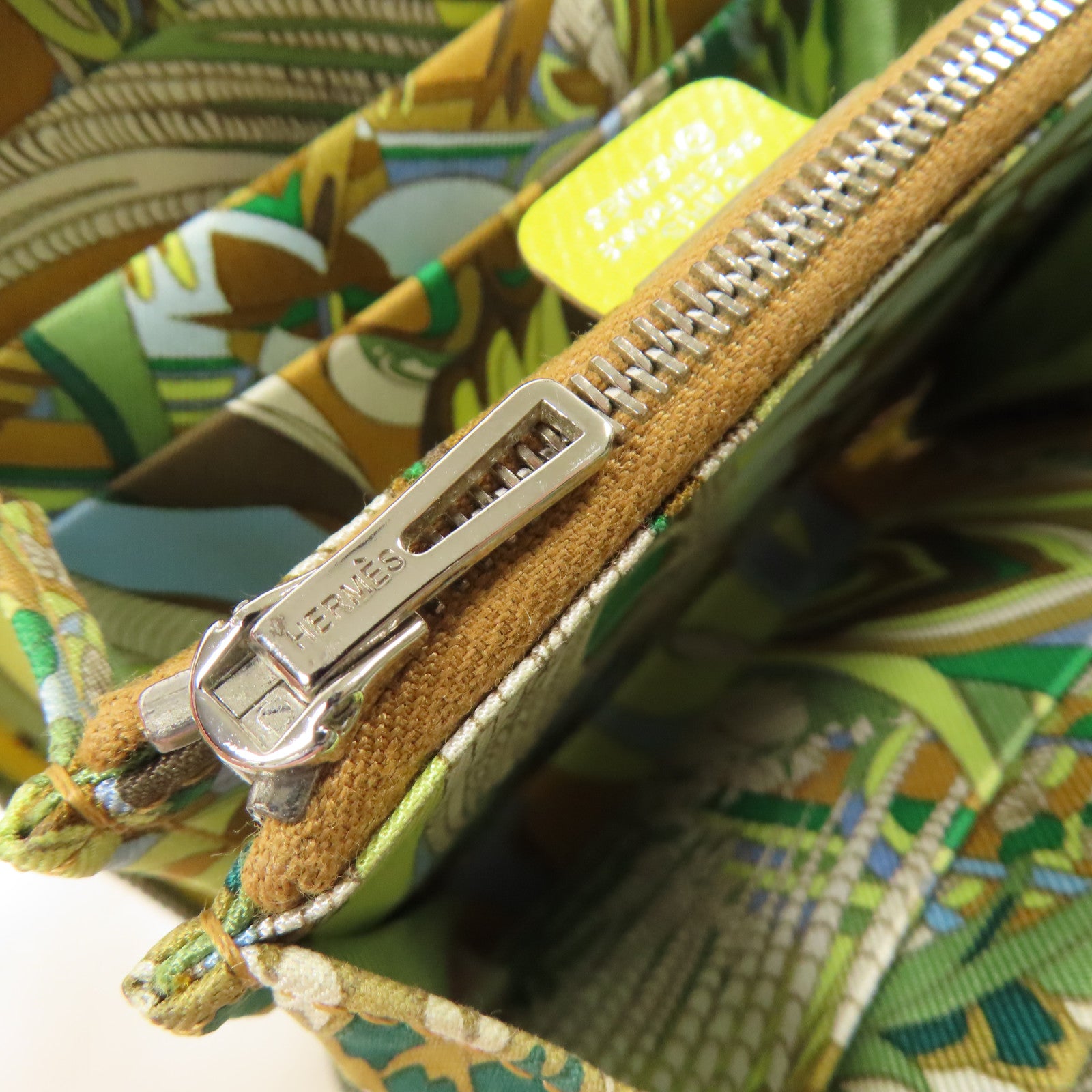 HERMES Epsom皮革Azap Wallet銀扣錢包Jaune de Naples及那不勒斯黃