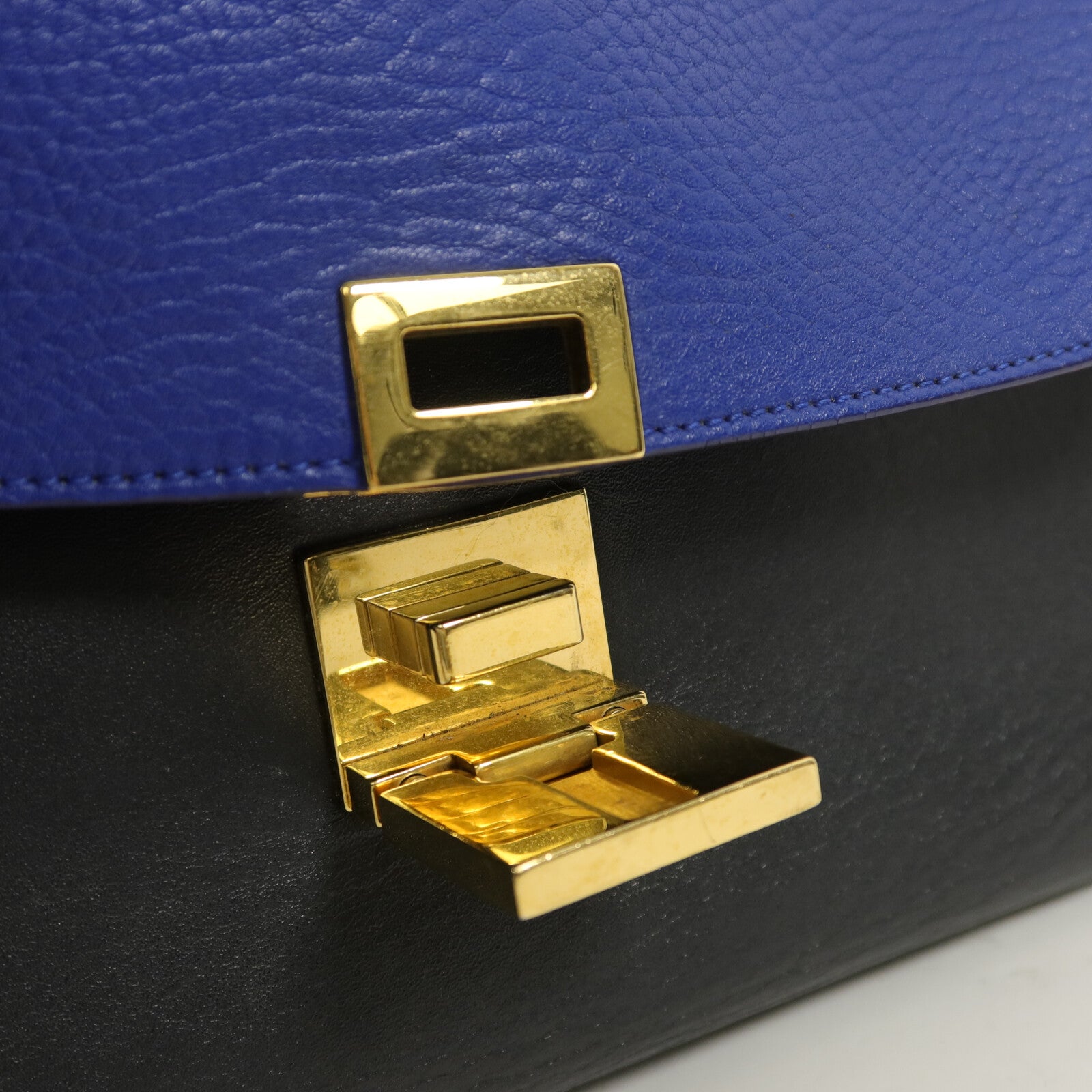 CELINE 牛皮皮革Trapeze Medium手挽肩背兩用袋