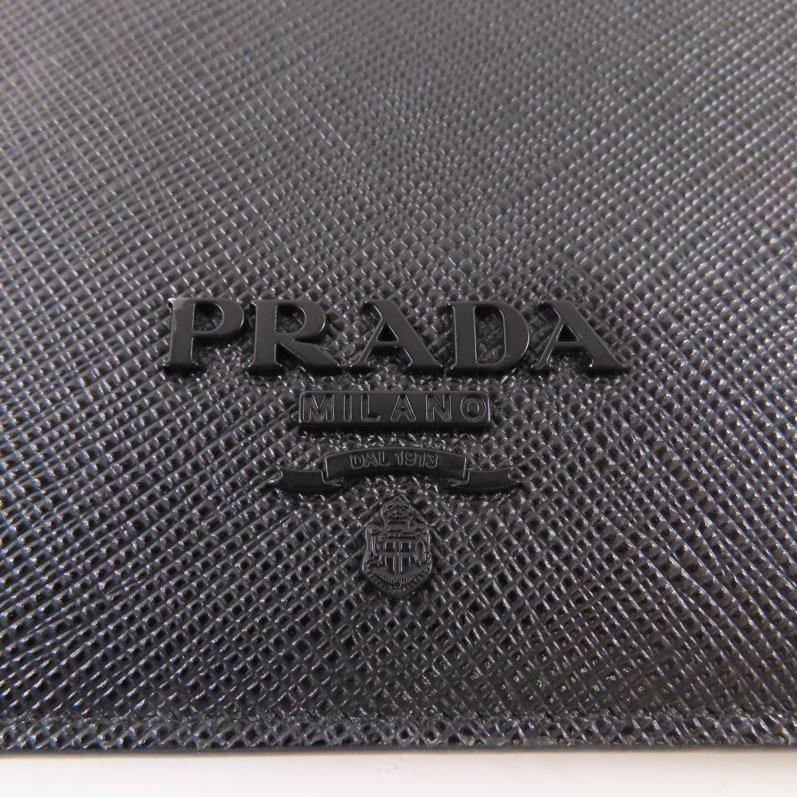 PRADA 牛皮皮革Wallet金扣錢包