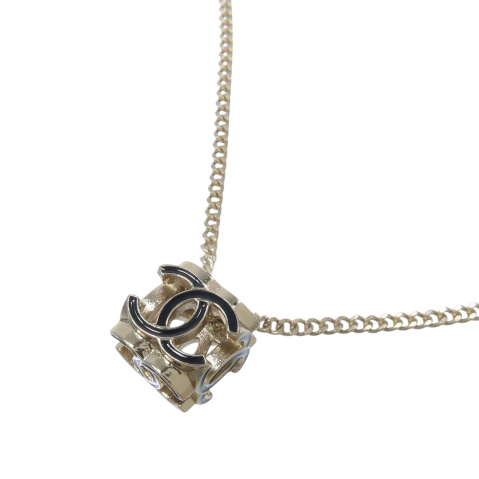 CHANEL 金屬CC Logo Cube項鍊