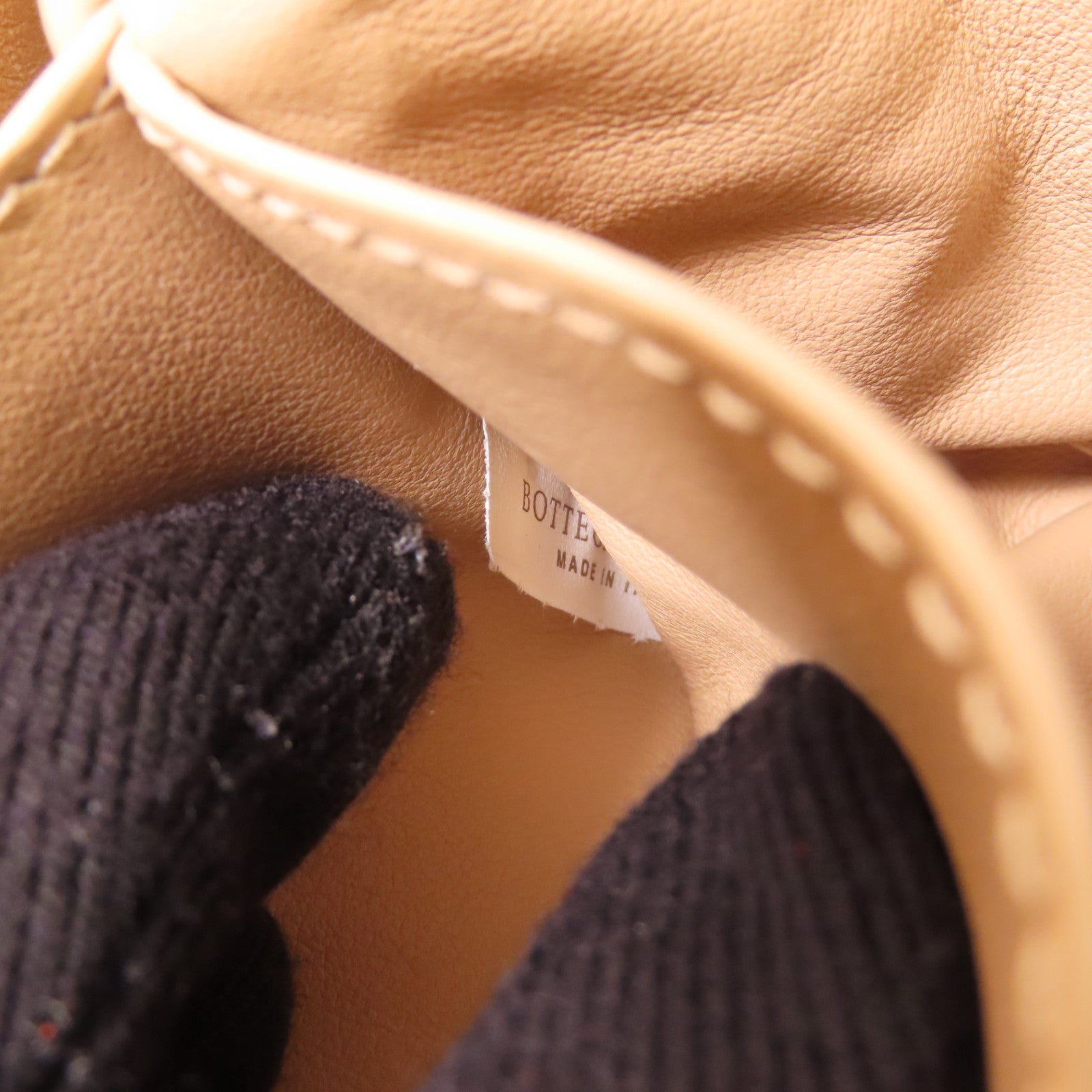 BOTTEGA VENETA 羊皮皮革Shoulder Bag肩背袋