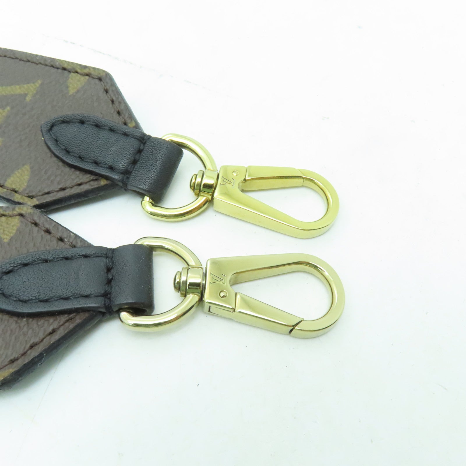 LOUIS VUITTON 【激減優惠】Monogram Strap金扣掛飾棕色
