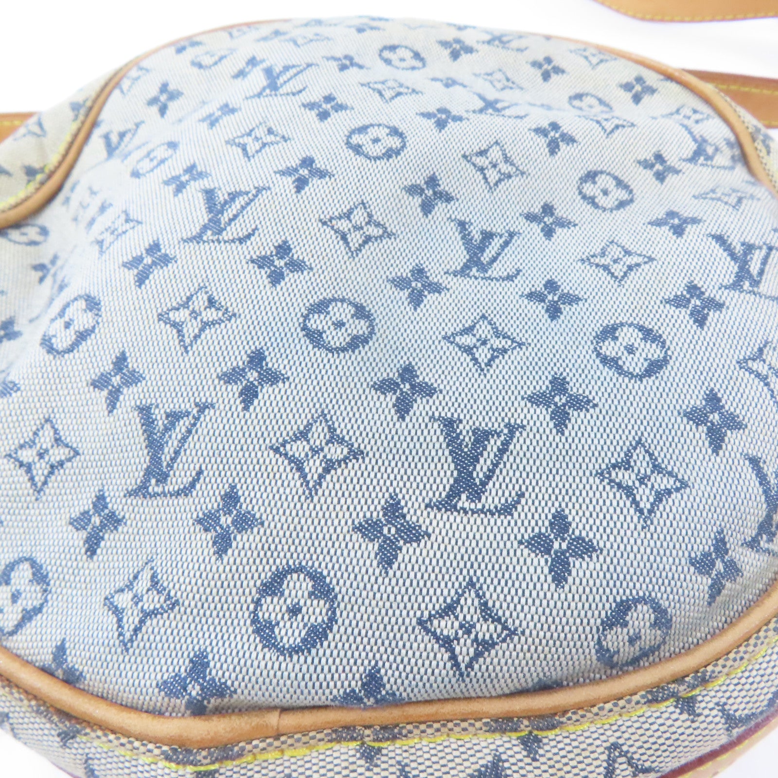 LOUIS VUITTON Monogram Mini Jeanne GM金扣肩背袋淺褐色