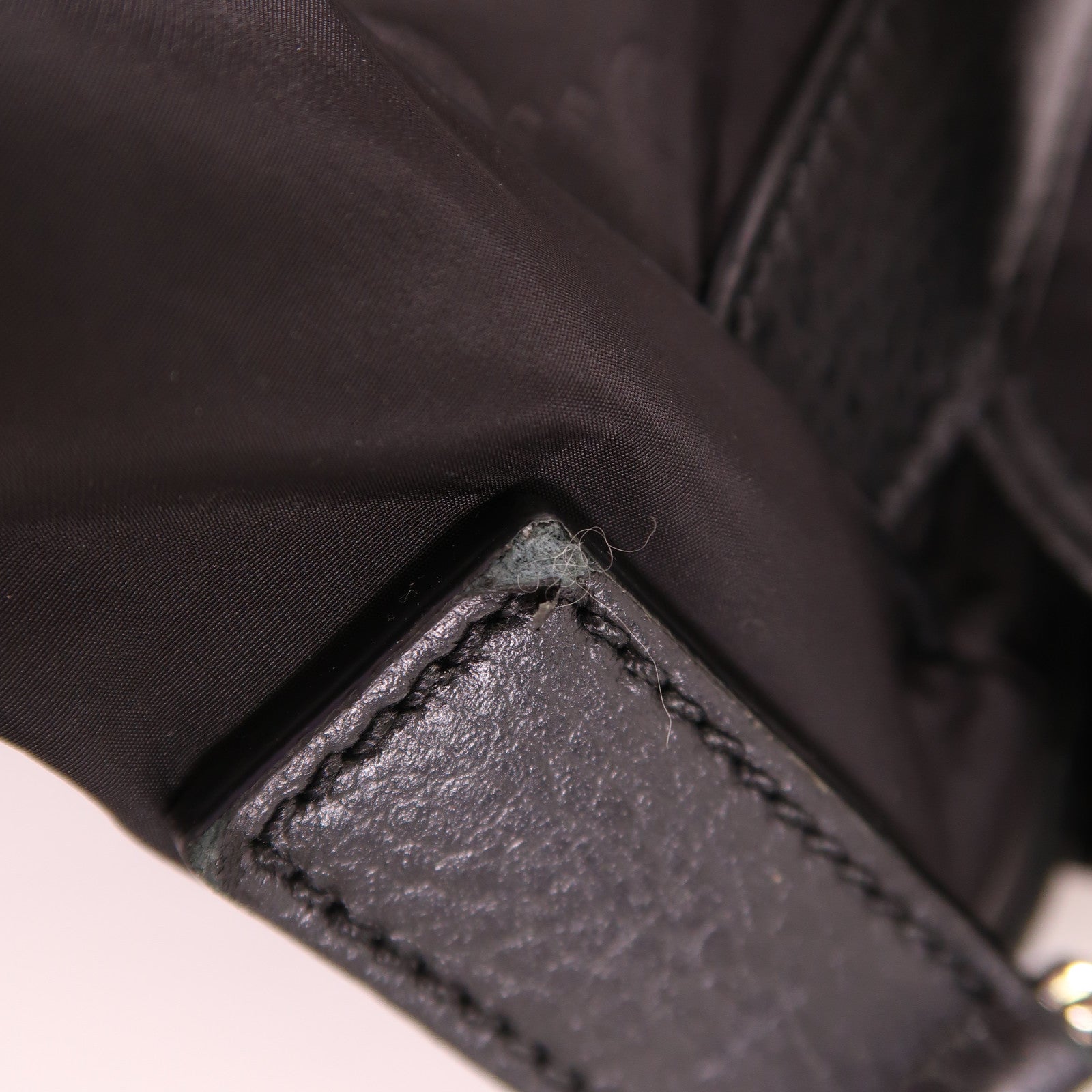 GUCCI 尼龍/皮革Shoulder Bag銀扣肩背袋