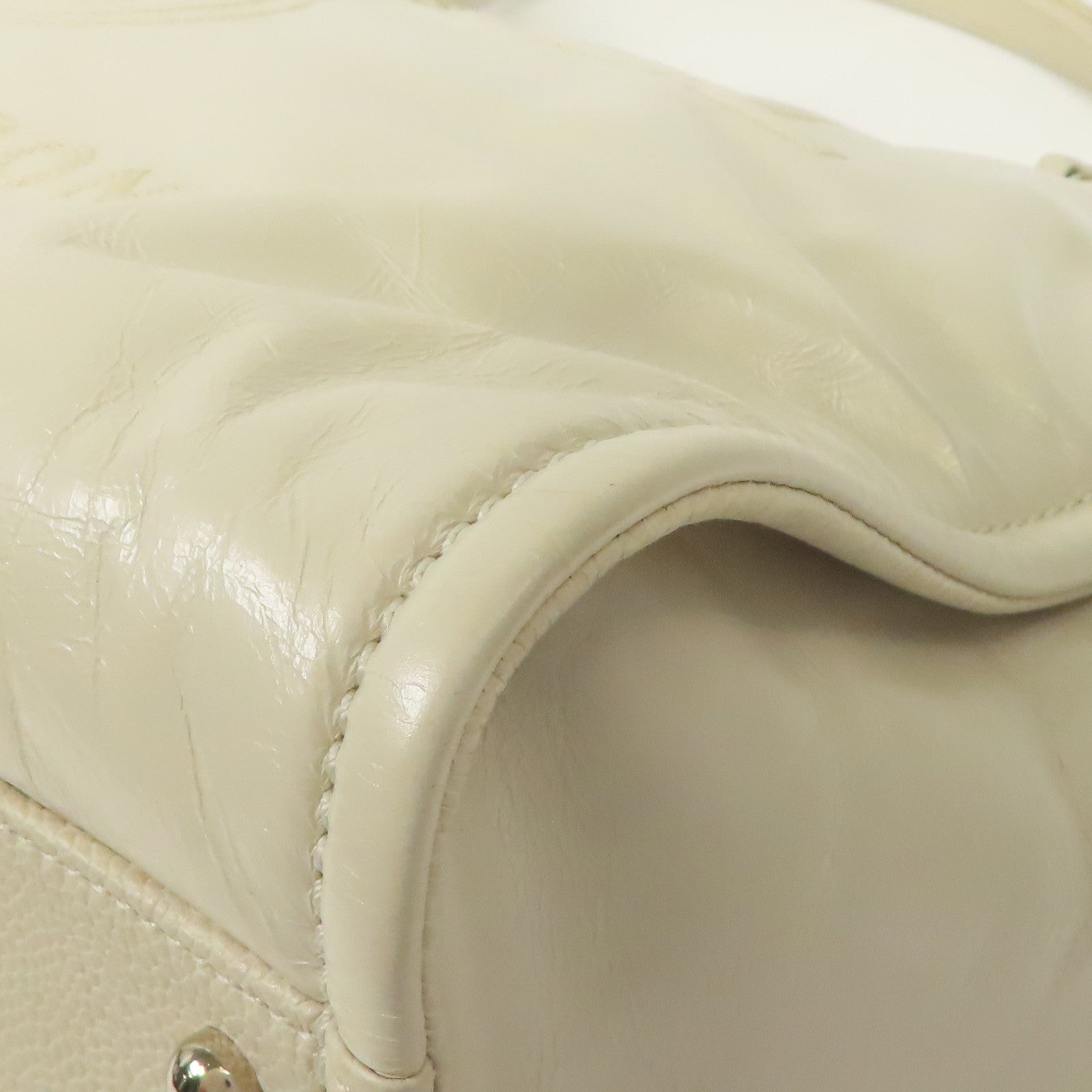 CHANEL 牛皮皮革Shoulder Bag銀扣肩背袋