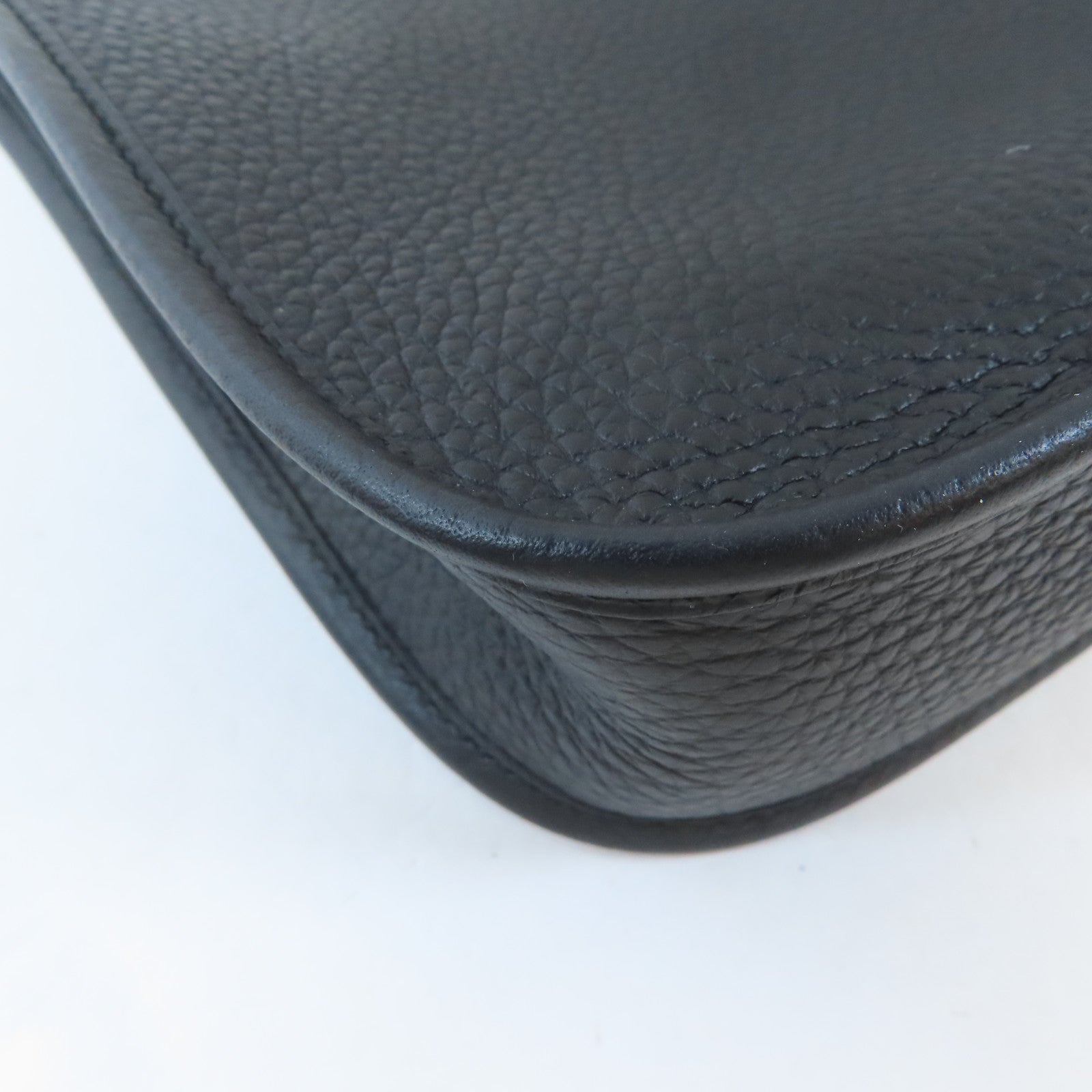 HERMES Clemence皮革Evelyne TPM金扣肩背袋Noir黑色