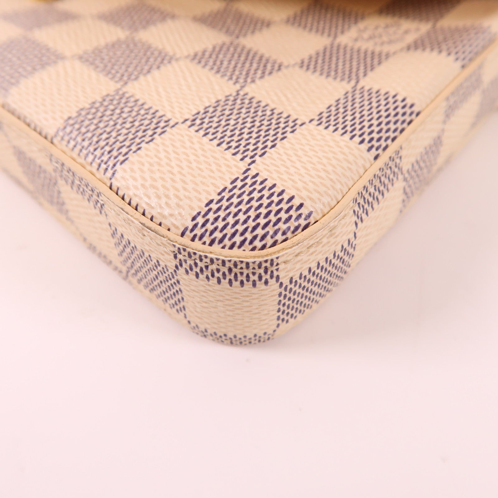 LOUIS VUITTON Damier Azur Pochette Felicie金扣肩背袋
