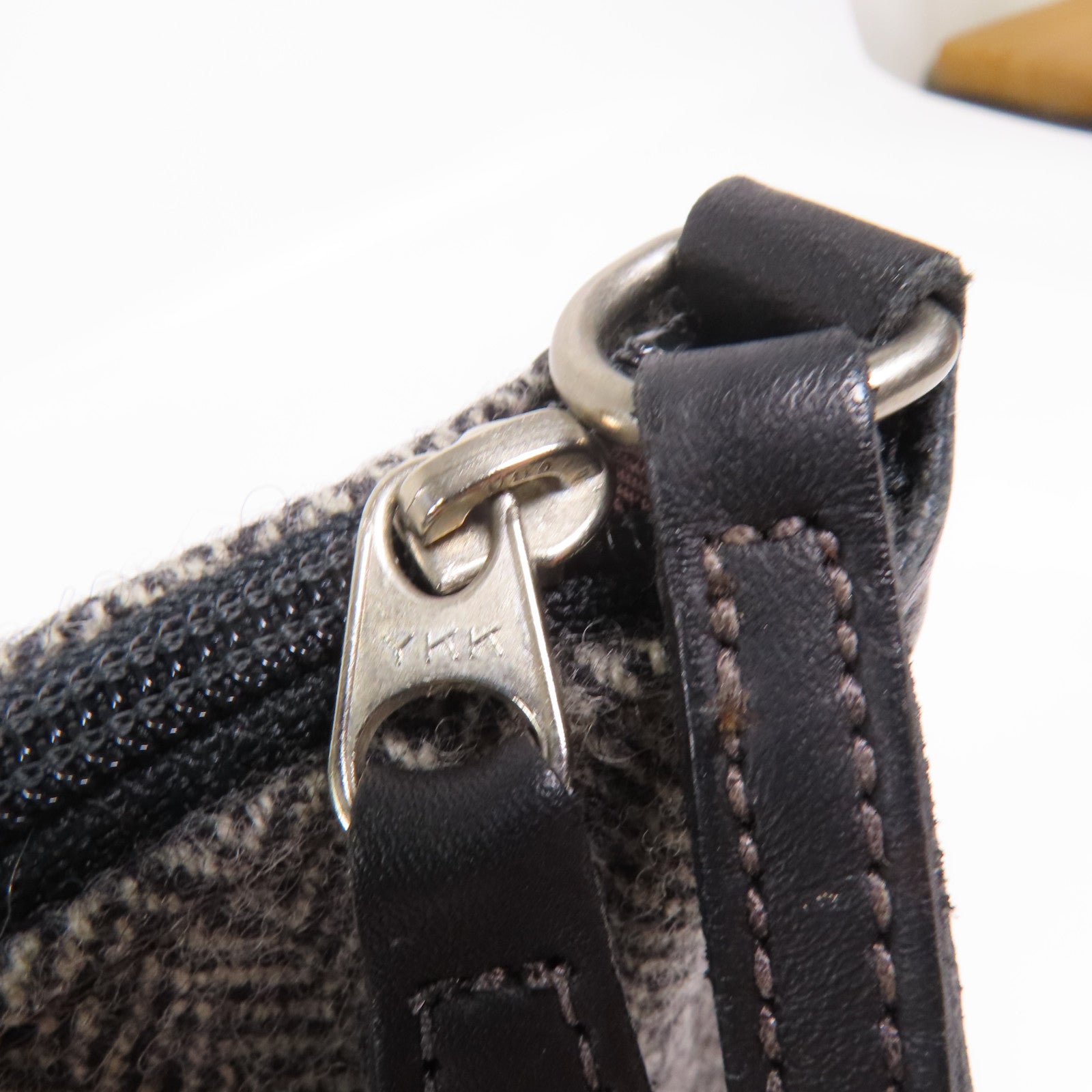 COACH 羊毛/牛皮皮革Hand Bag銀扣手挽袋