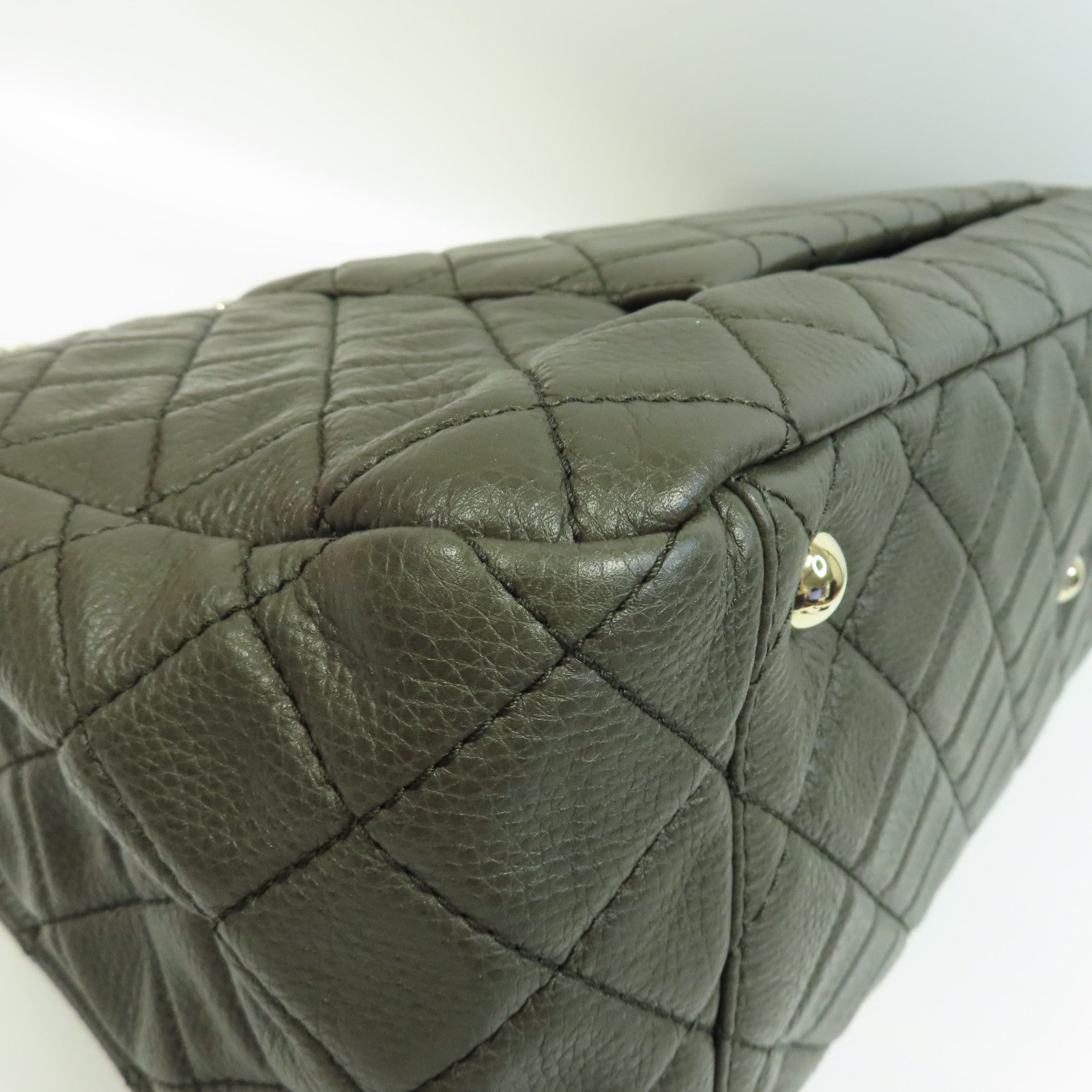 CHANEL Caviar皮革Shoulder Bag金扣鏈帶肩背袋綠色