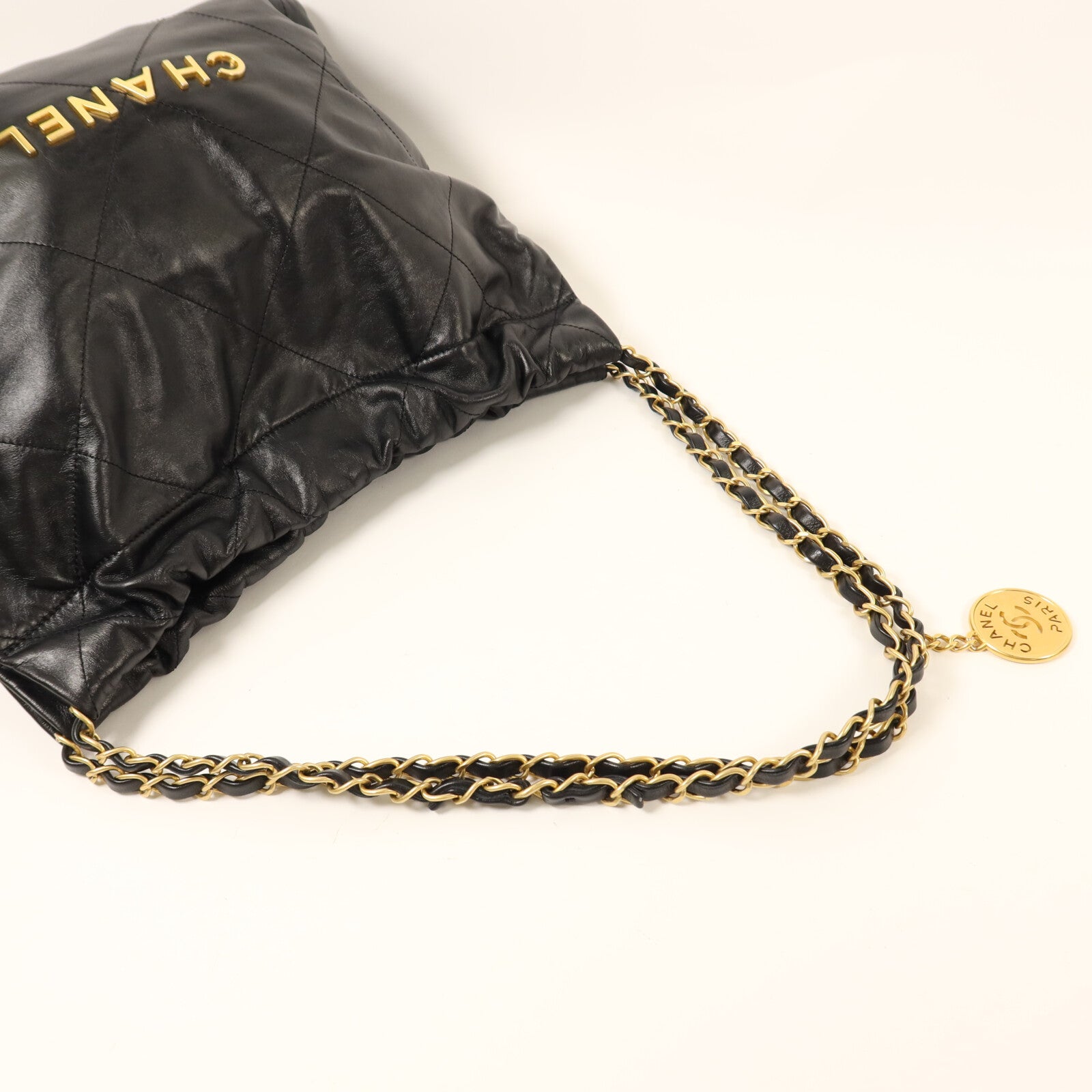 CHANEL 牛皮皮革Chanel 22 Small金扣鏈帶肩背袋