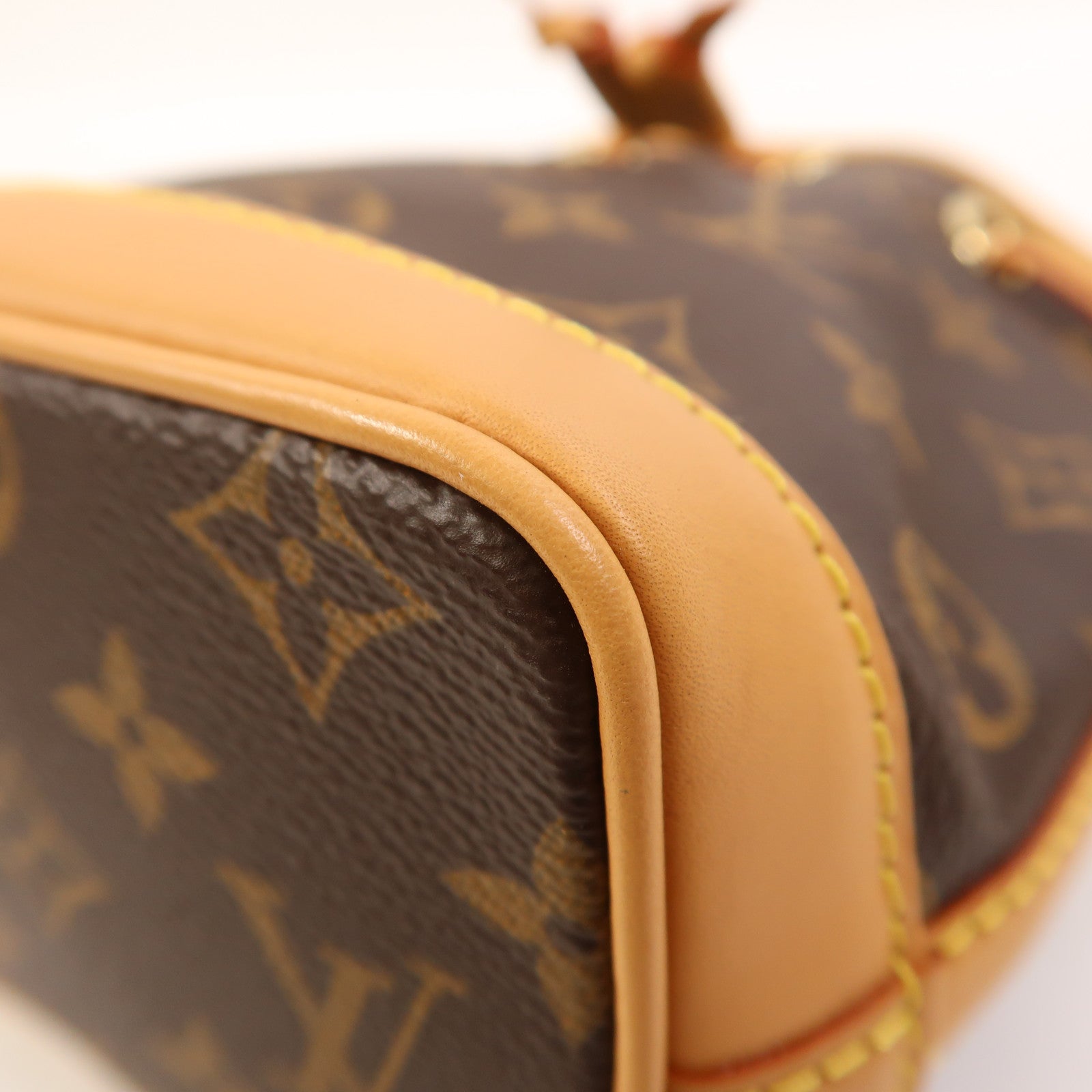 LOUIS VUITTON Monogram Nano Noe金扣肩背袋