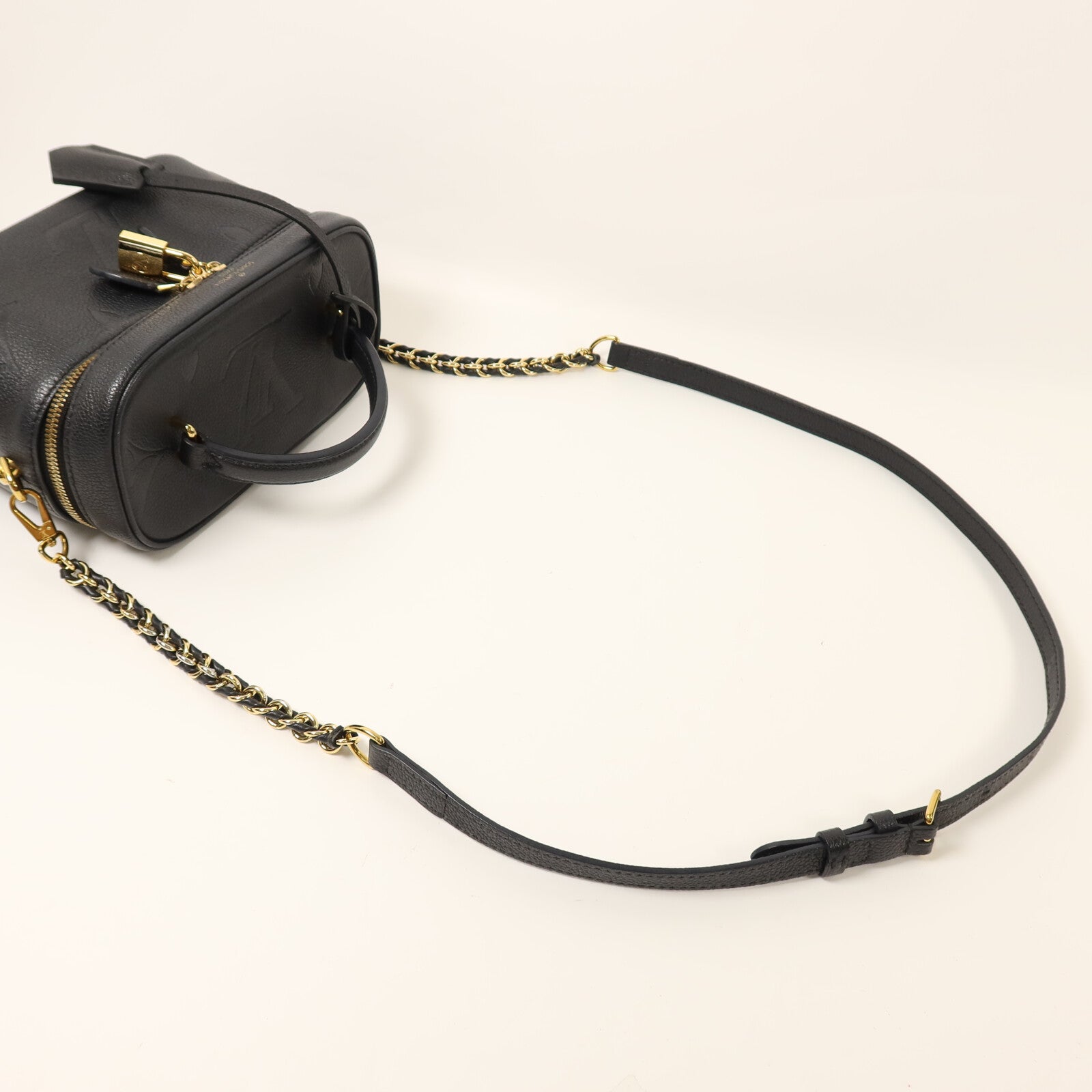 LOUIS VUITTON Monogram Empreinte Vanity Case金扣鏈帶肩背袋
