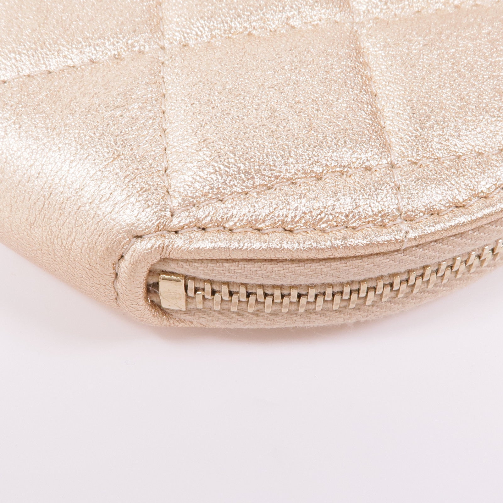 CHANEL 羊皮皮革Coin Purse and Airpods Pouch金扣零錢包/耳機套金扣零錢包