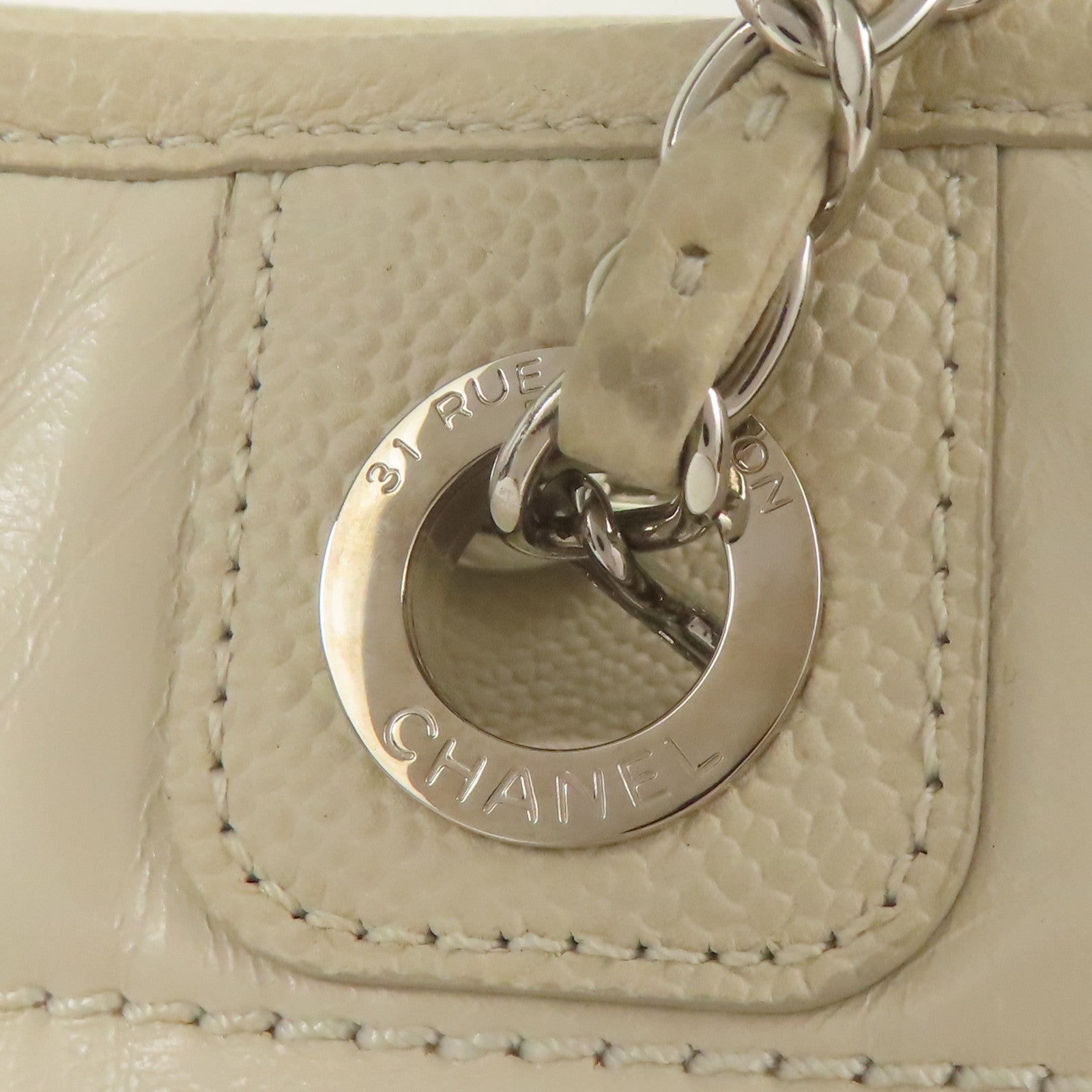 CHANEL 牛皮皮革Shoulder Bag銀扣肩背袋