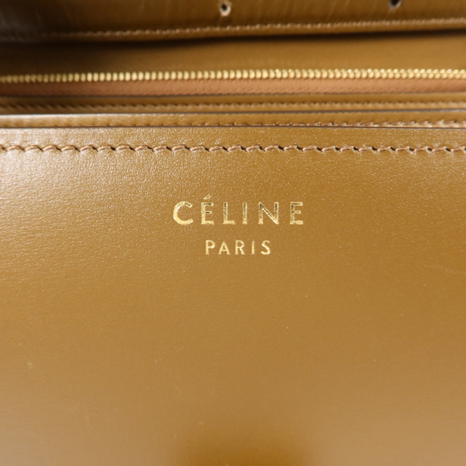 CELINE 牛皮皮革Classic Box Medium肩背袋