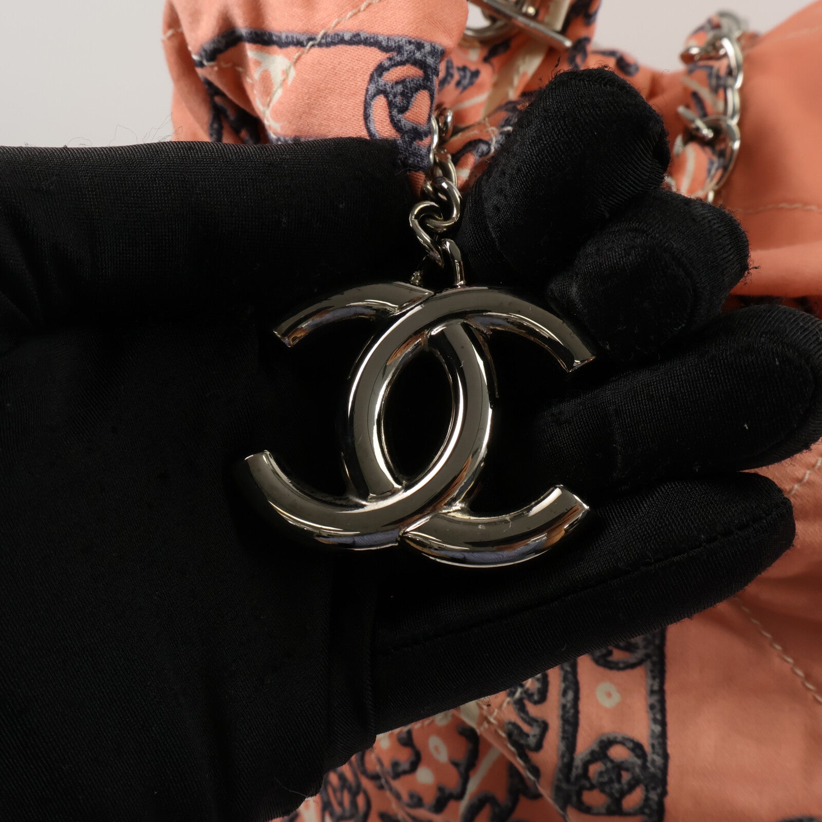 CHANEL 帆布Bandana XL鏈帶肩背袋