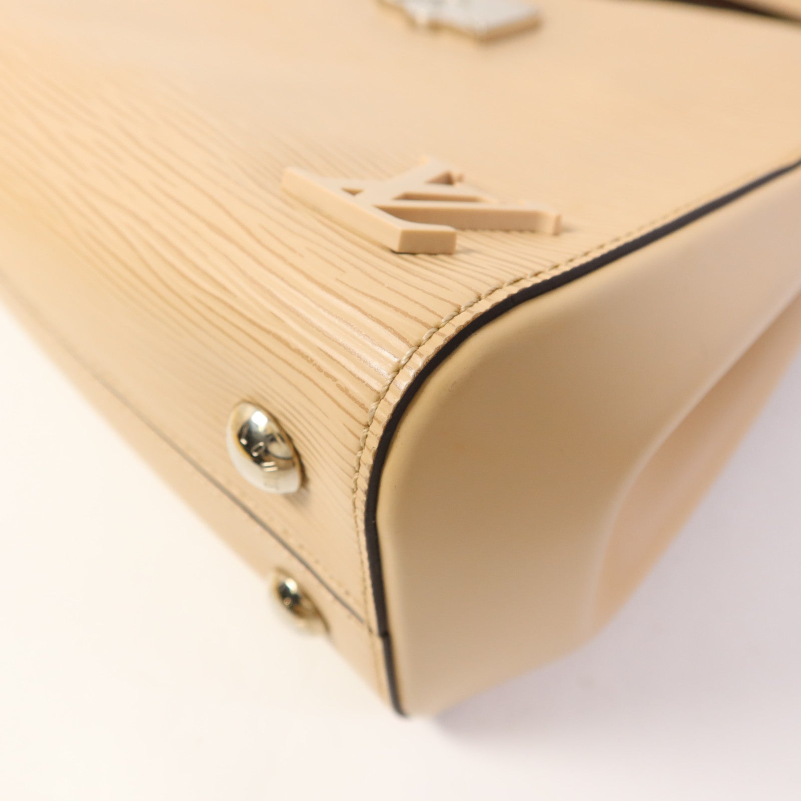 LOUIS VUITTON Epi Cluny BB銀扣手挽肩背兩用袋