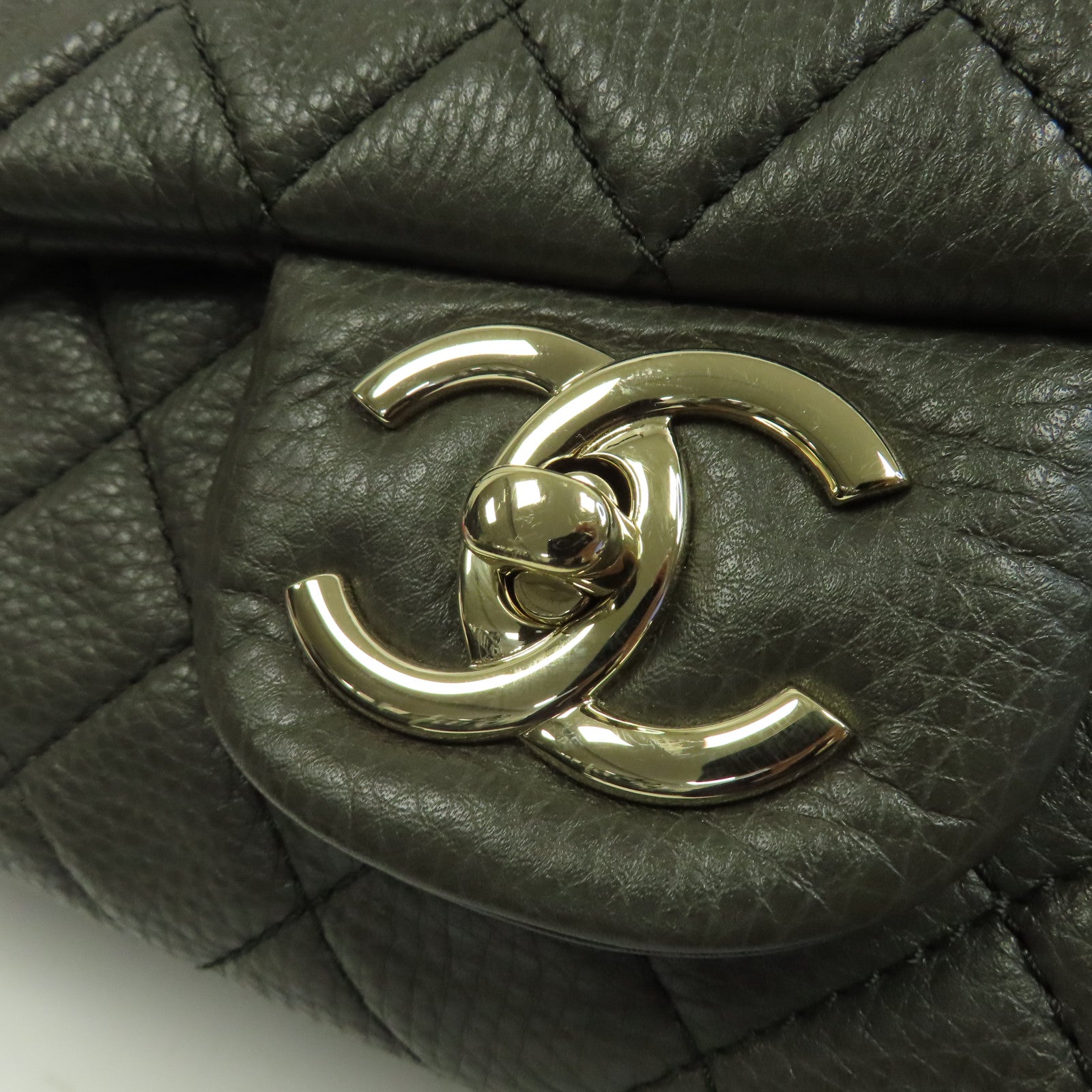 CHANEL Caviar皮革Shoulder Bag金扣鏈帶肩背袋綠色
