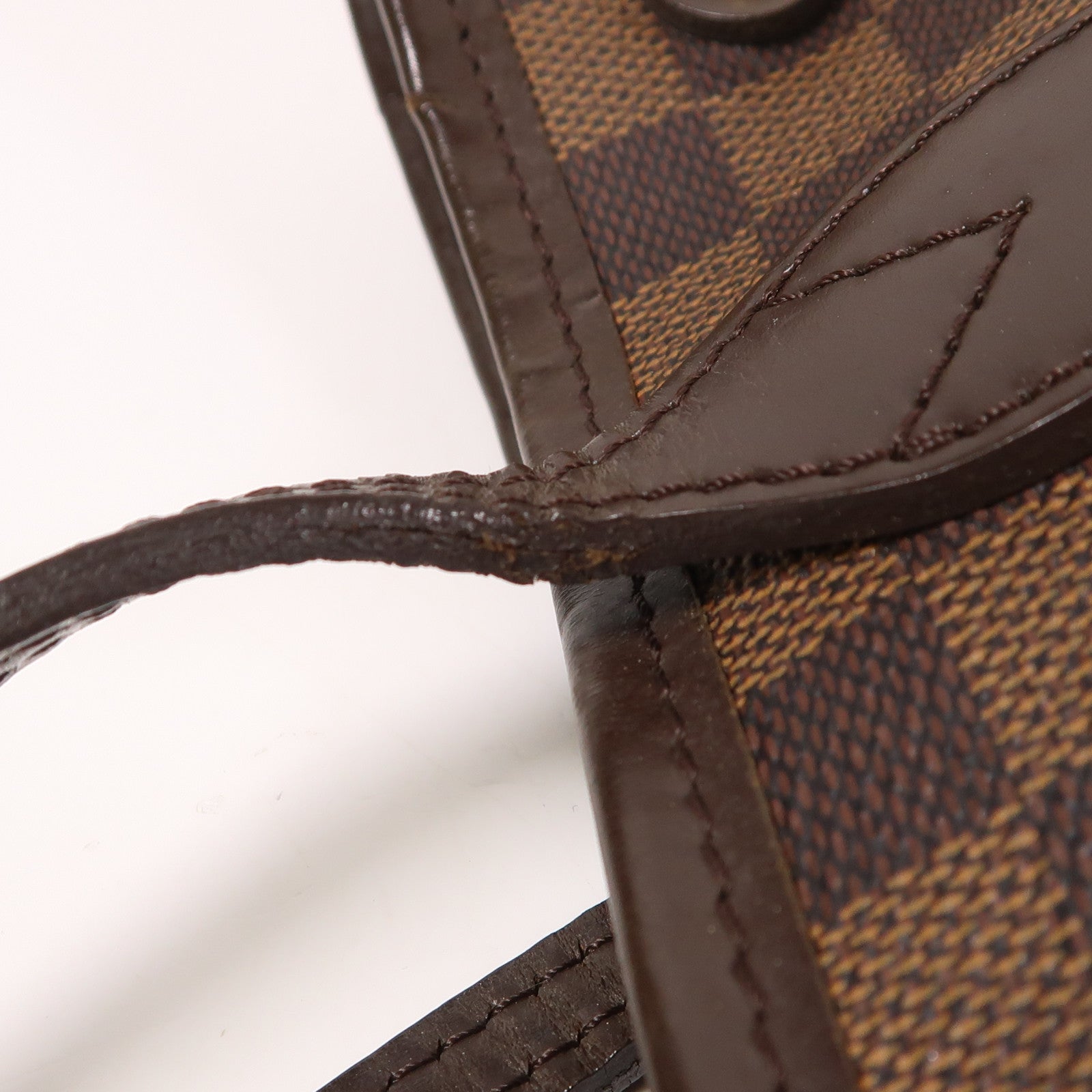 LOUIS VUITTON Damier Neverfull PM金扣手挽袋