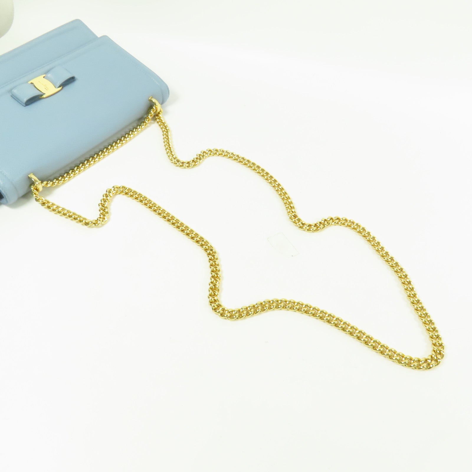 Salvatore Ferragamo 牛皮皮革Shoulder Bag金扣肩背袋