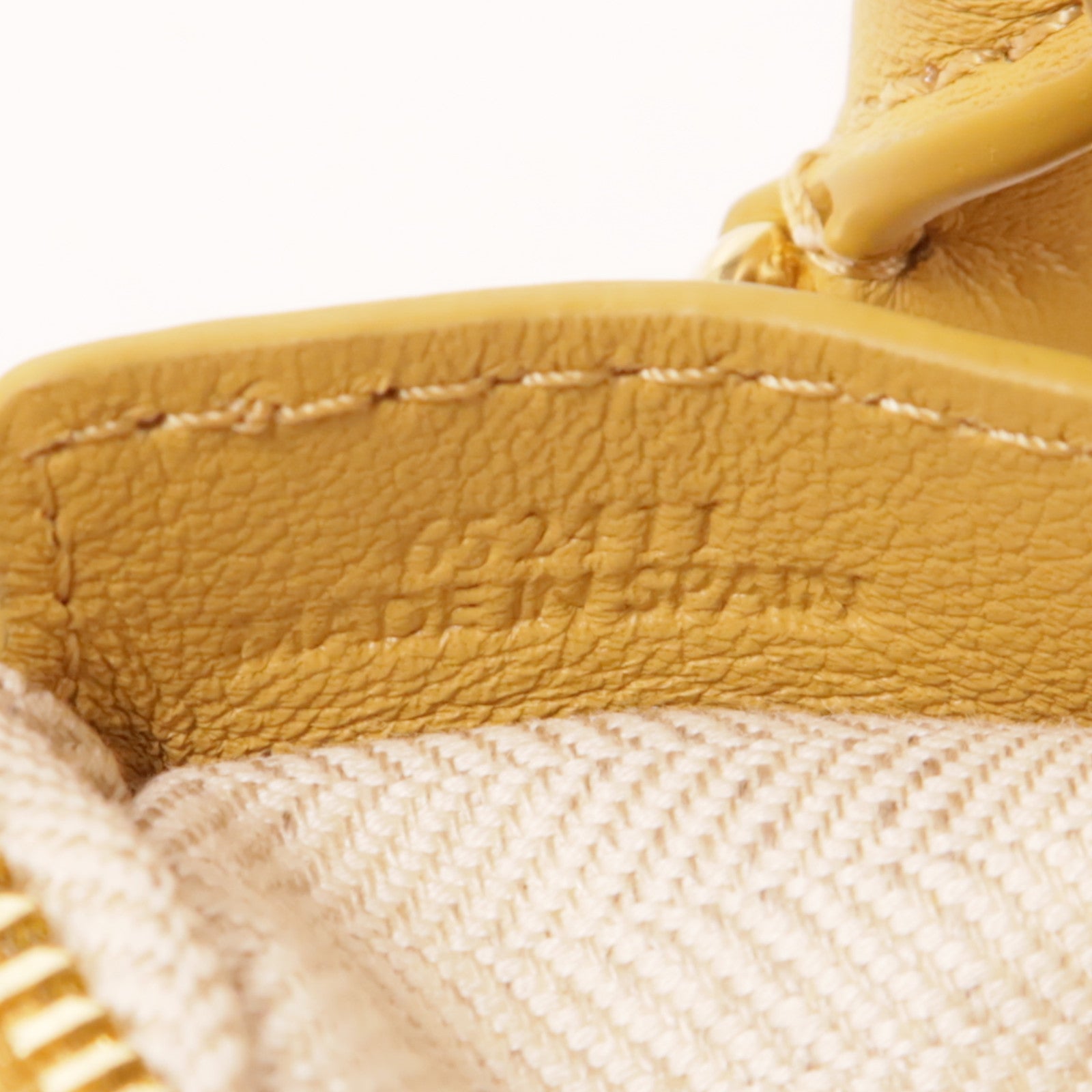 LOEWE 牛皮皮革Mini Puzzle金扣手挽肩背兩用袋