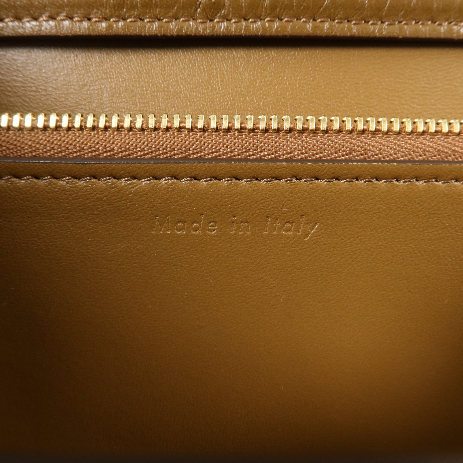 CELINE 牛皮皮革Classic Box Medium肩背袋