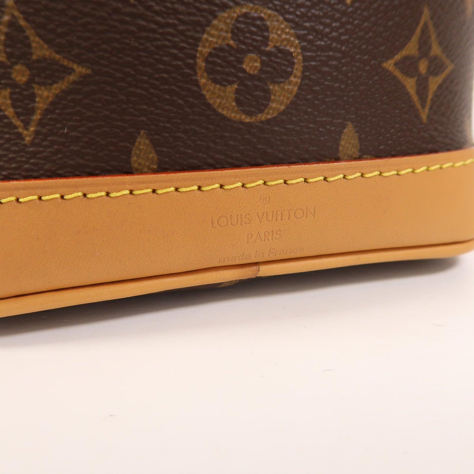LOUIS VUITTON Monogram Nano Noe金扣肩背袋