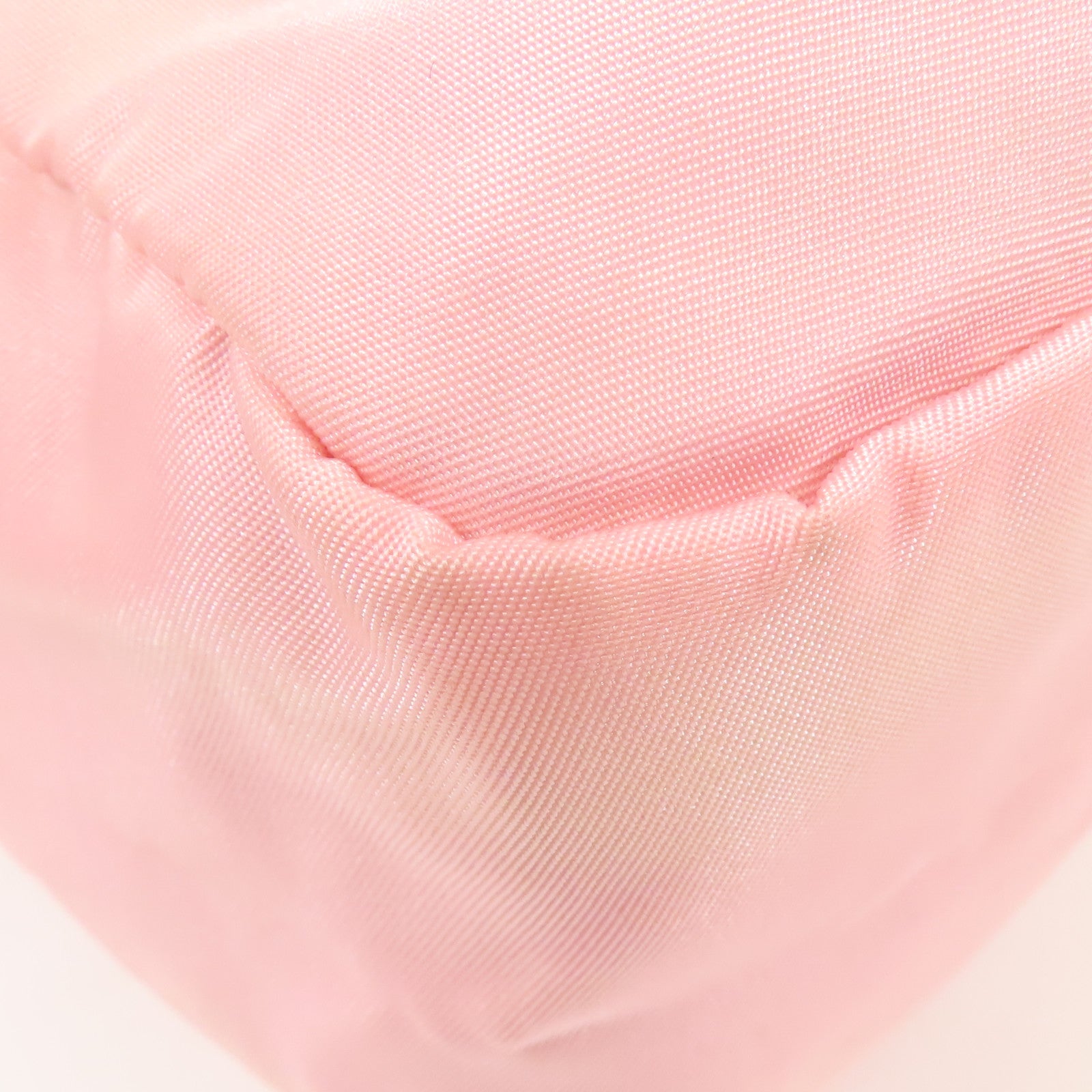 PRADA 尼龍Shoulder Bag銀扣肩背袋