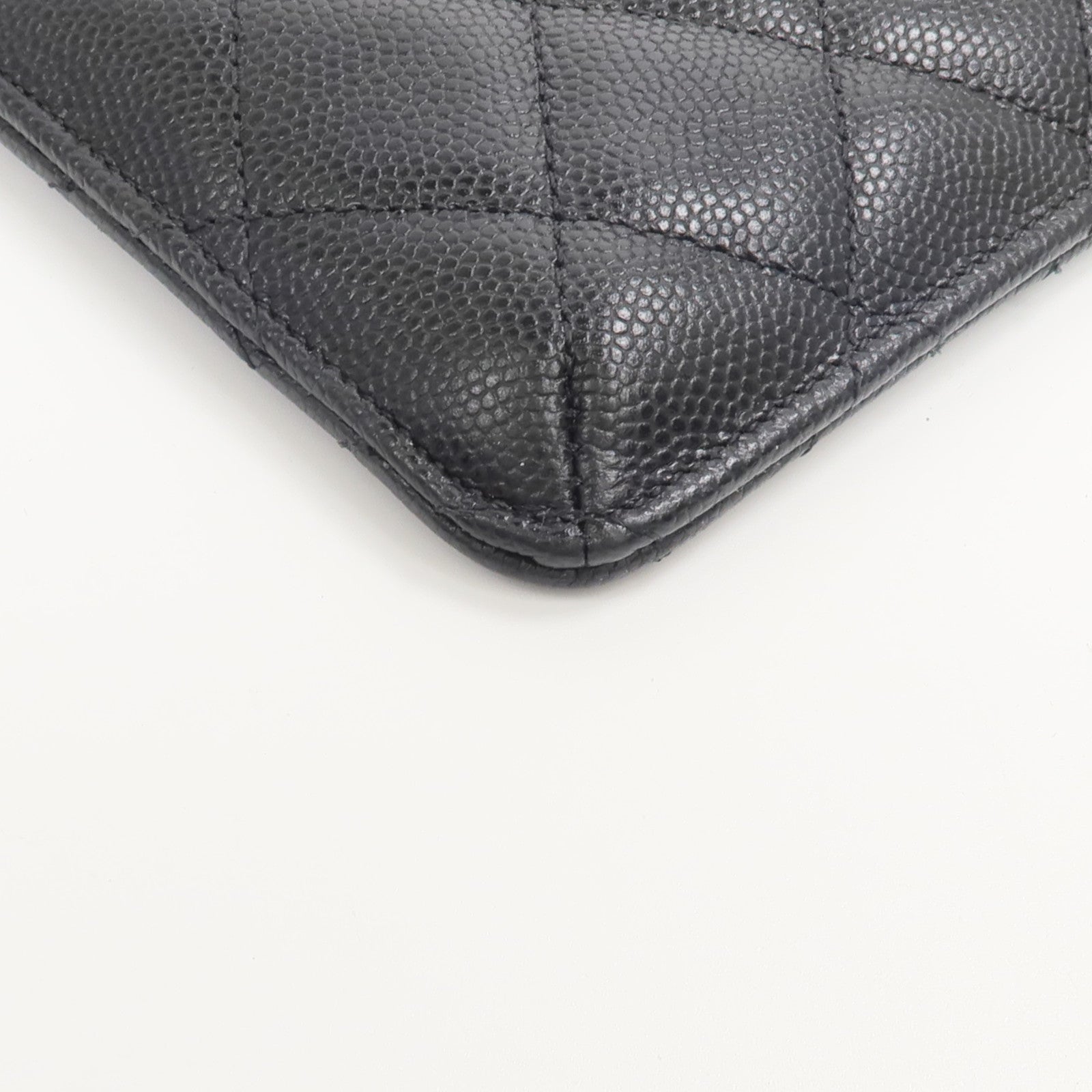 CHANEL 牛皮皮革Classic Phone Pouch with Zipper長錢包