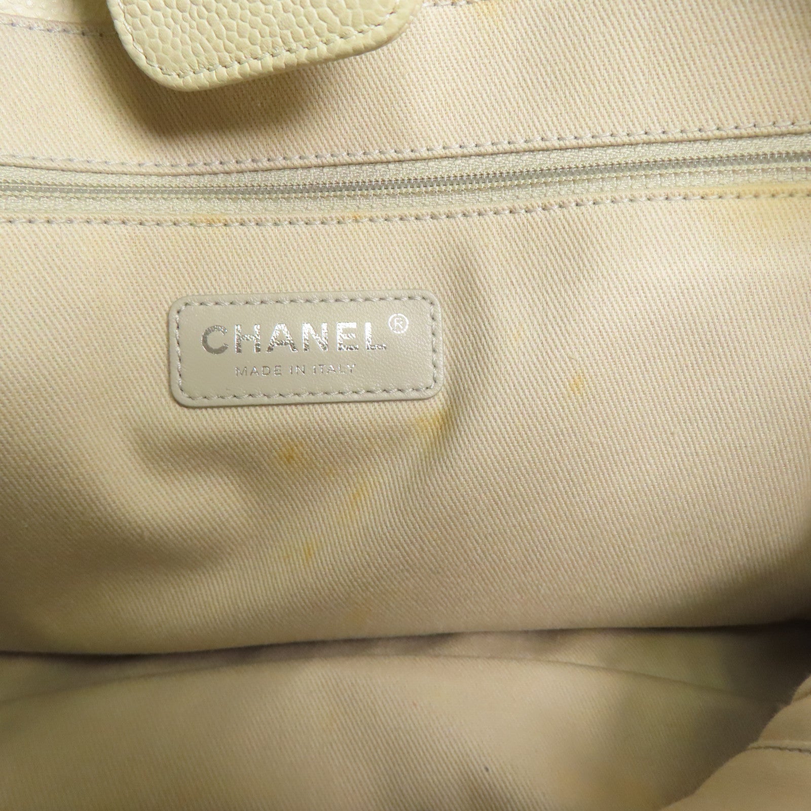 CHANEL 牛皮皮革Shoulder Bag銀扣肩背袋