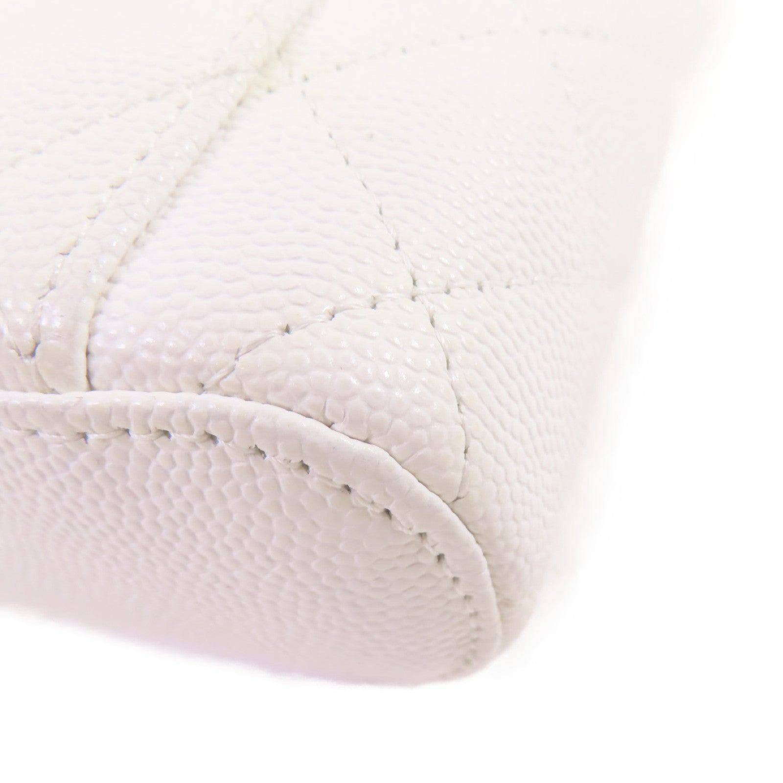 CHANEL 牛皮皮革Vanity Case Chain Shoulder Bag金扣鏈帶肩背袋白色