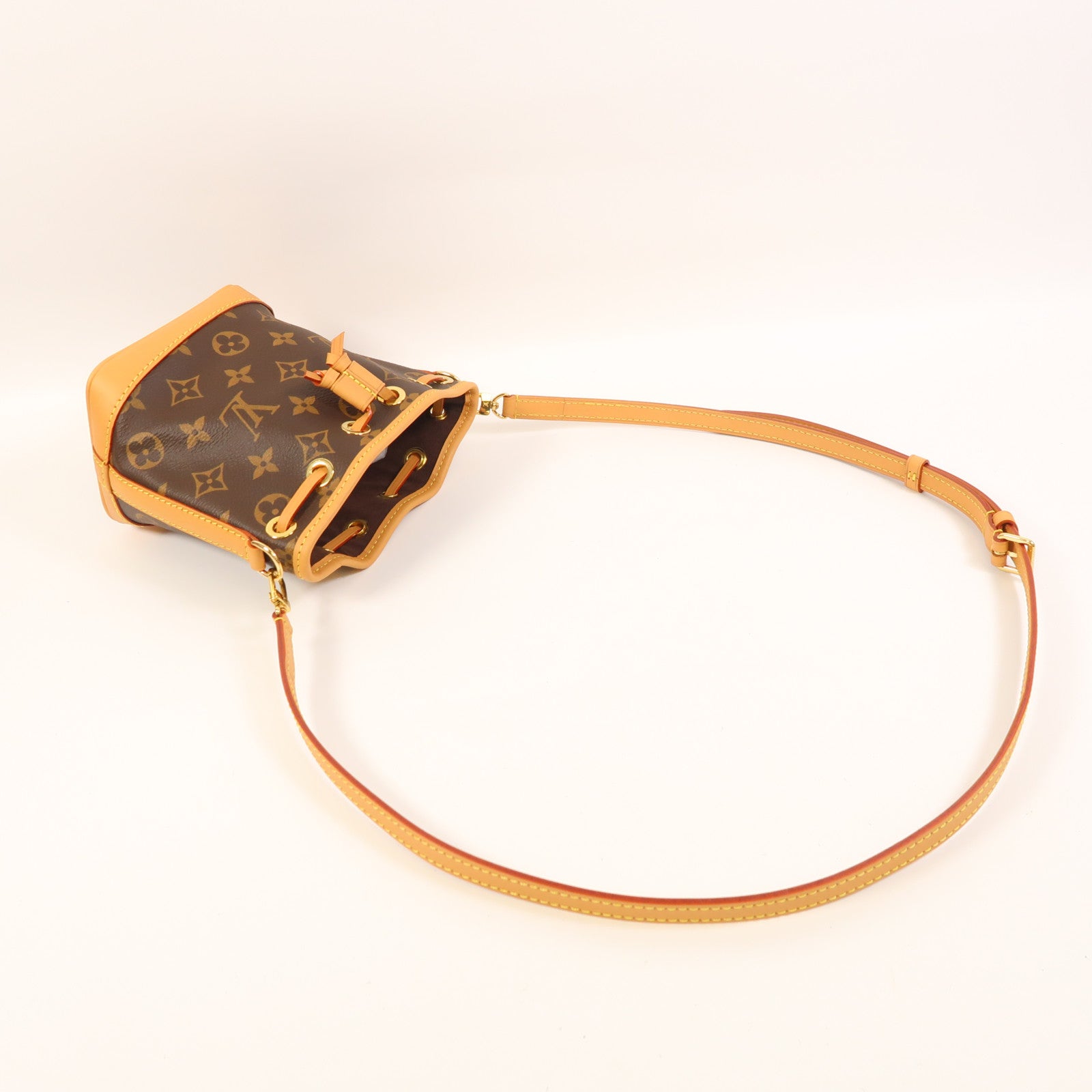 LOUIS VUITTON Monogram Nano Noe金扣肩背袋