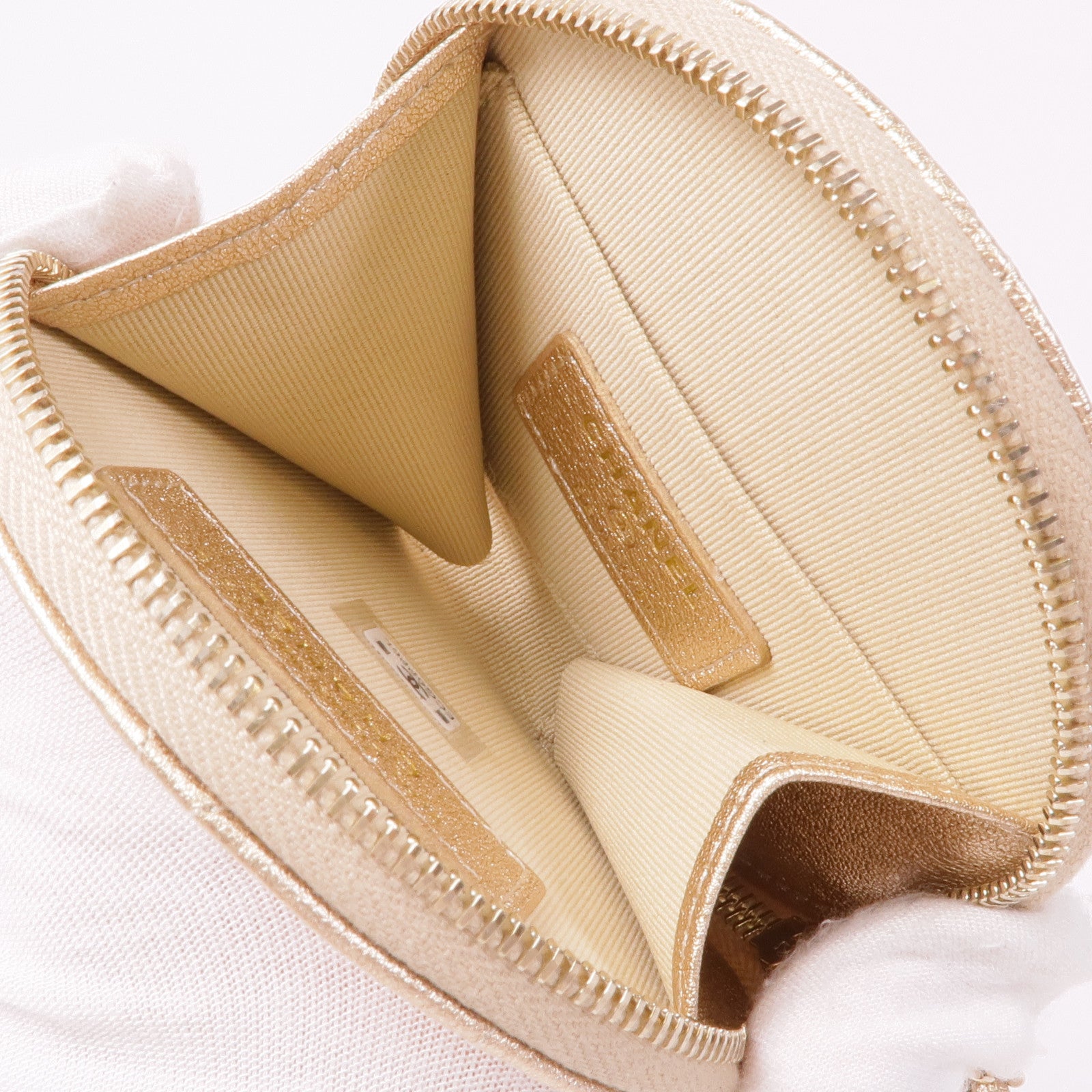 CHANEL 羊皮皮革Coin Purse and Airpods Pouch金扣零錢包/耳機套金扣零錢包