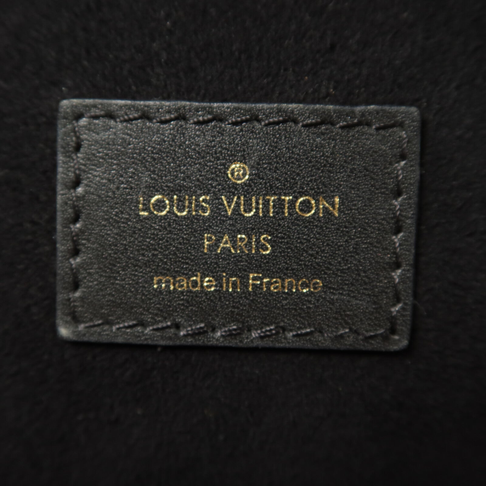 LOUIS VUITTON Monogram Empreinte Vanity Case金扣鏈帶肩背袋