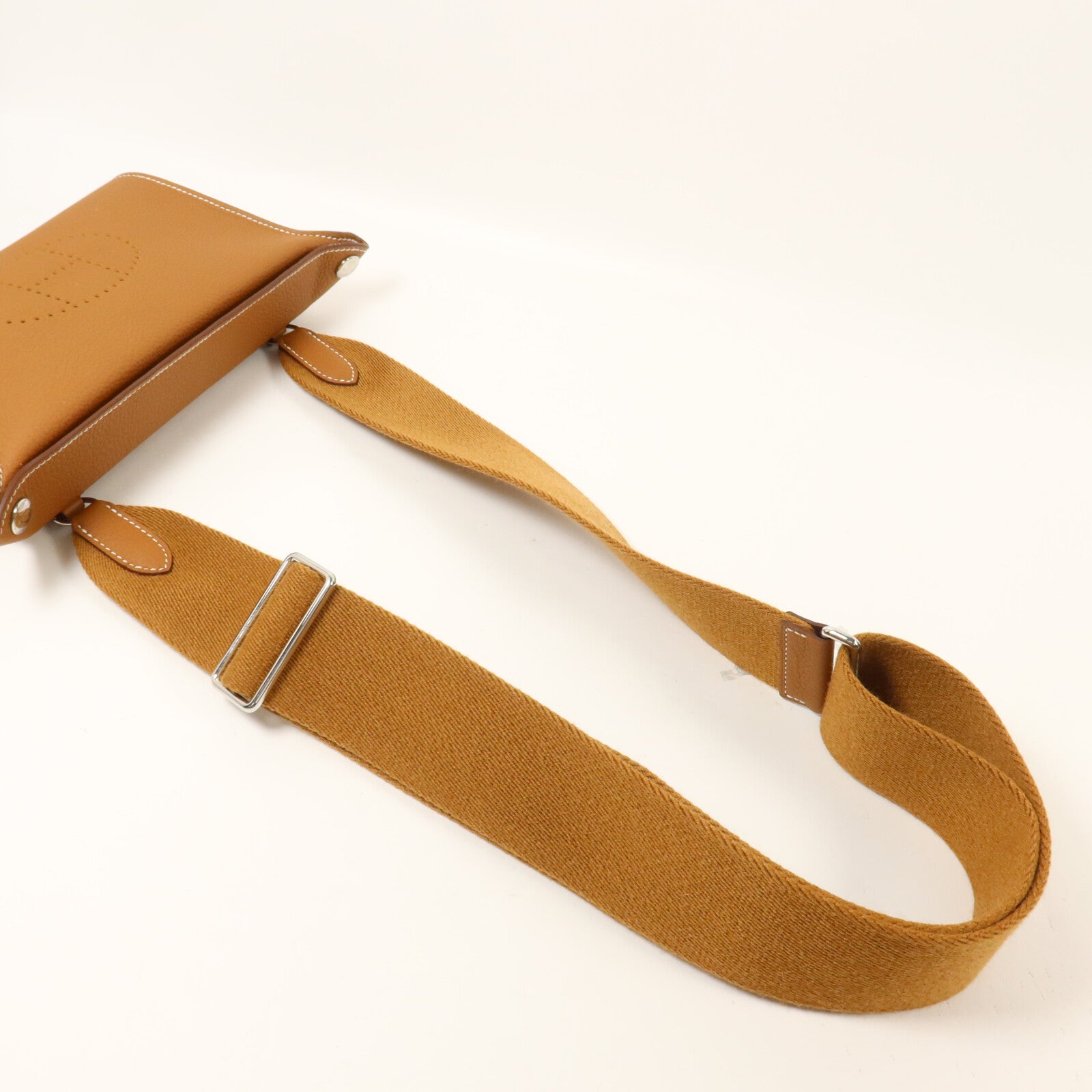 HERMES Clemence皮革Videpoches肩背袋Gold