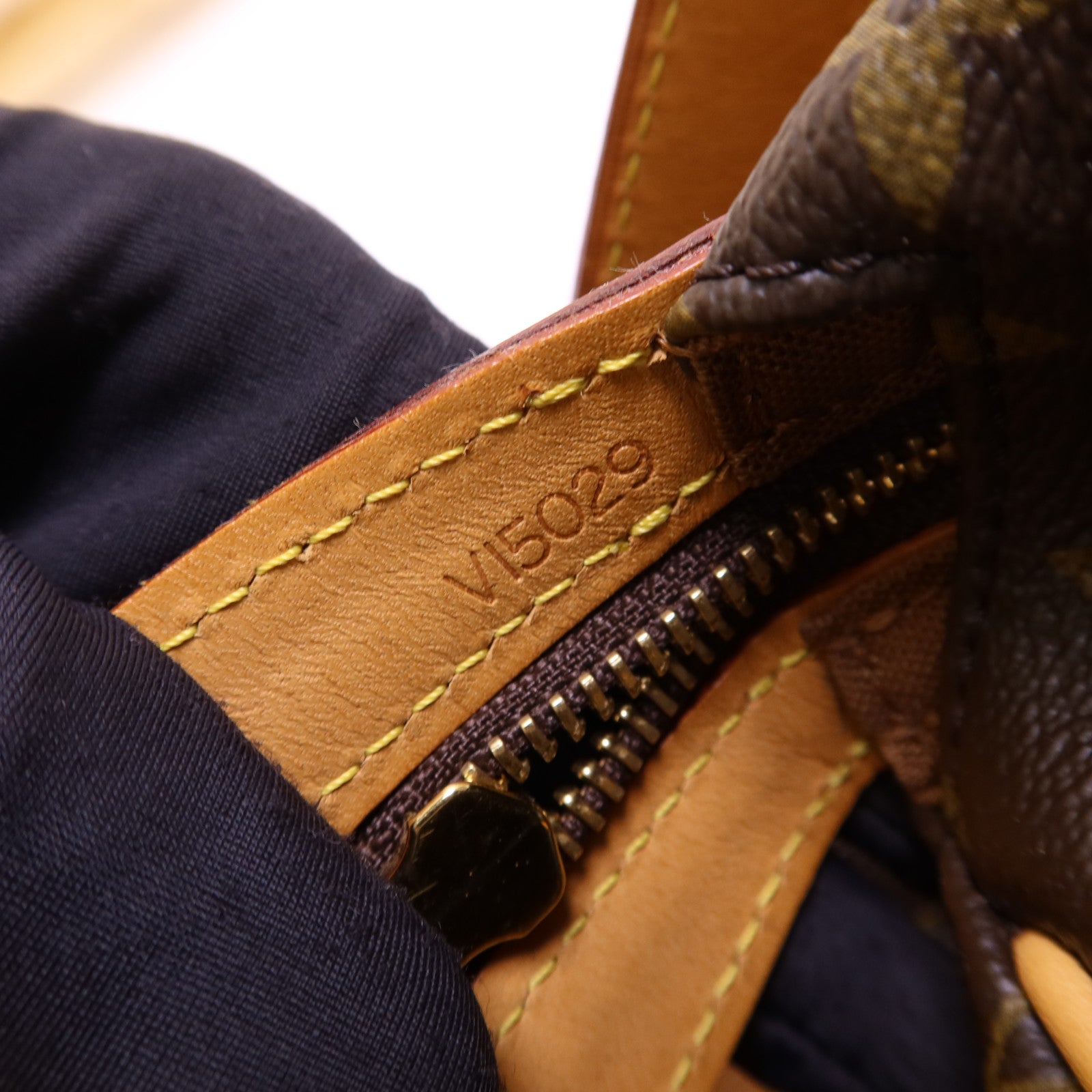 LOUIS VUITTON Monogram Stresa PM金扣肩背袋棕色