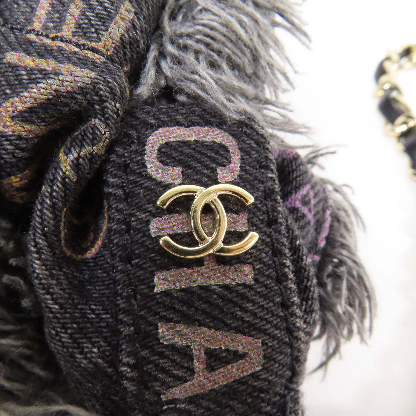 CHANEL 牛仔布Bucket Bag銀扣鏈帶肩背袋